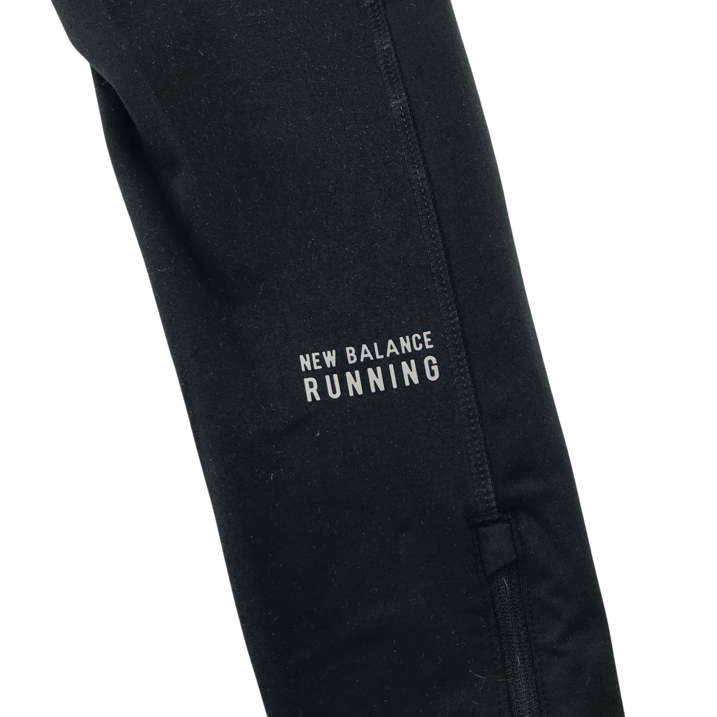 Secondhand New Balance sportswear for adults