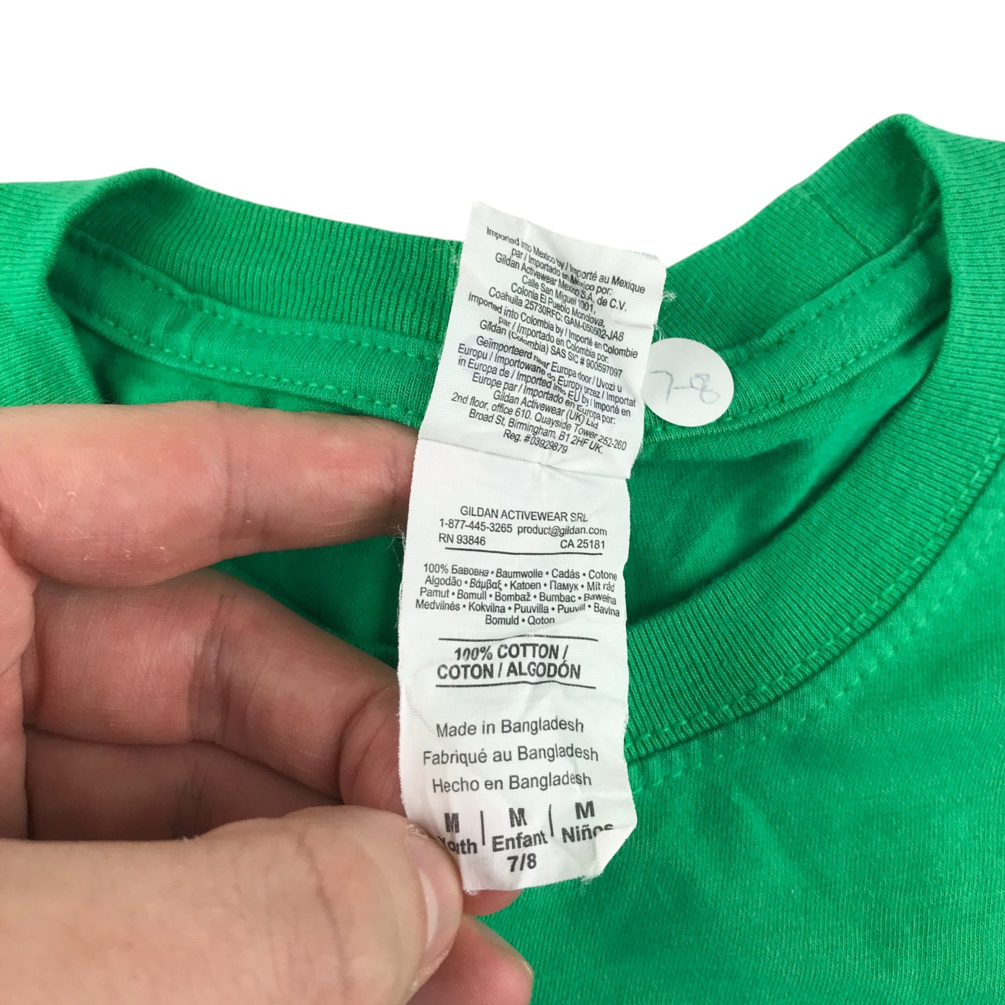 Gildan t-shirt 7-8 years green adidas skiing graphic design cotton