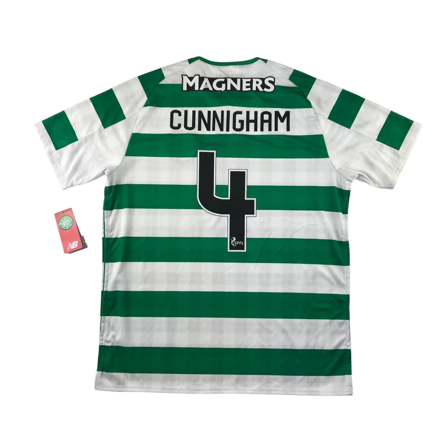 New Balance Celtic FC Football Strip men size L number 4 Cunnigham