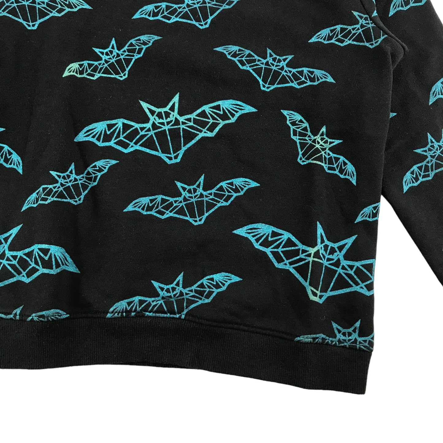 H&M Sweater Age 9 Black and Blue Bat Print Pattern Jersey