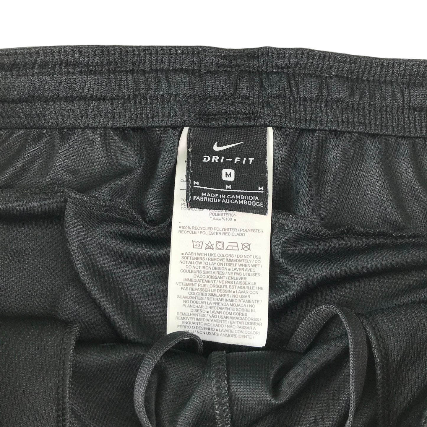 Nike sport shorts size M black plain