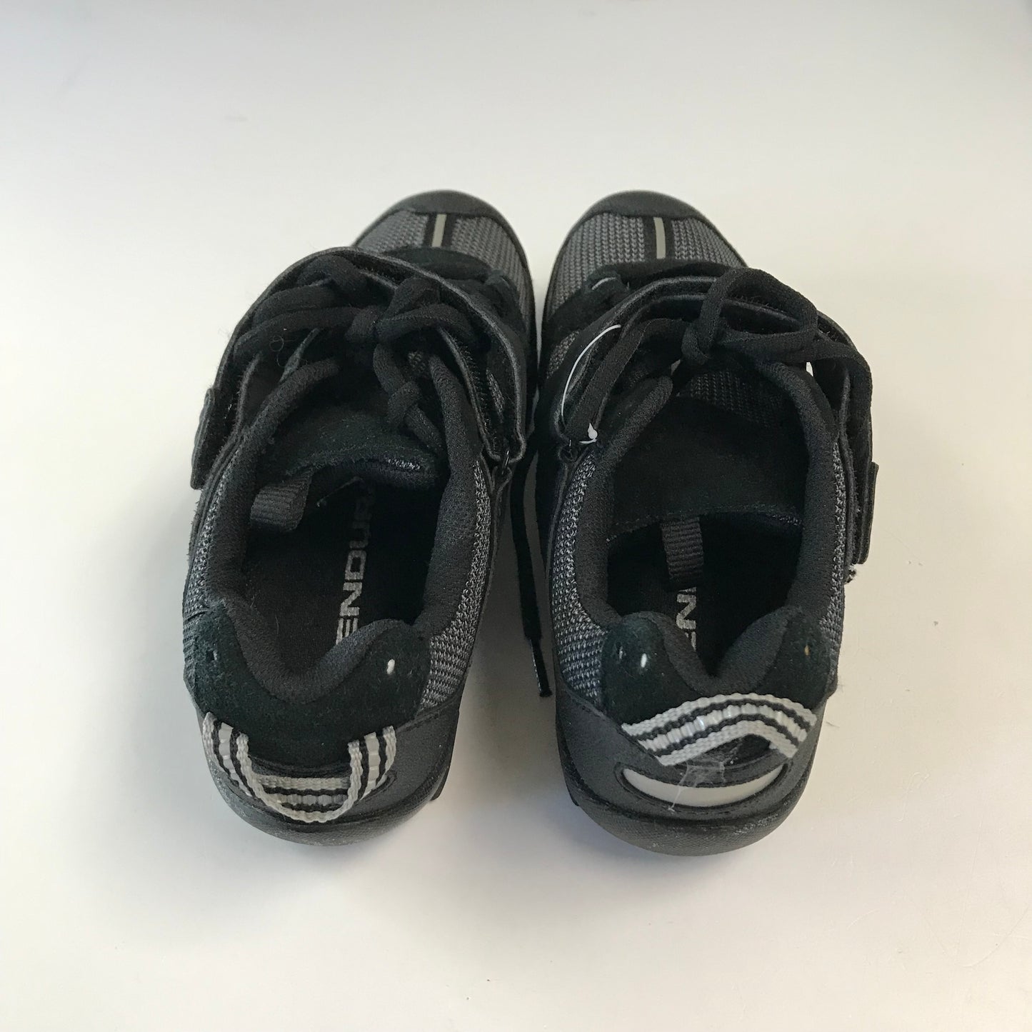 Endura walking shoes shoe size UK 4 black leather and fabric material with laces and straps