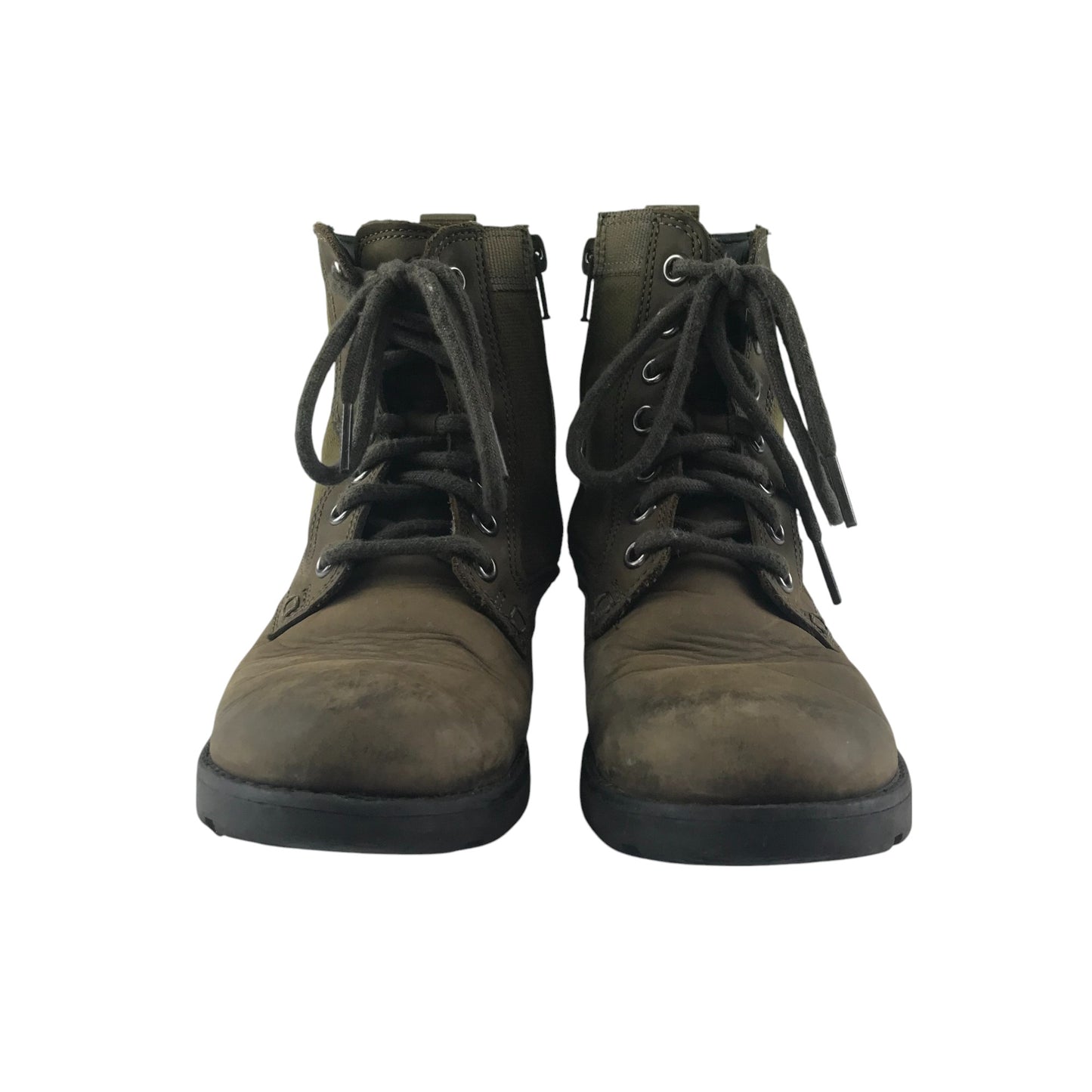 Clarks boots shoe size 13G junior khaki colour high tops with laces