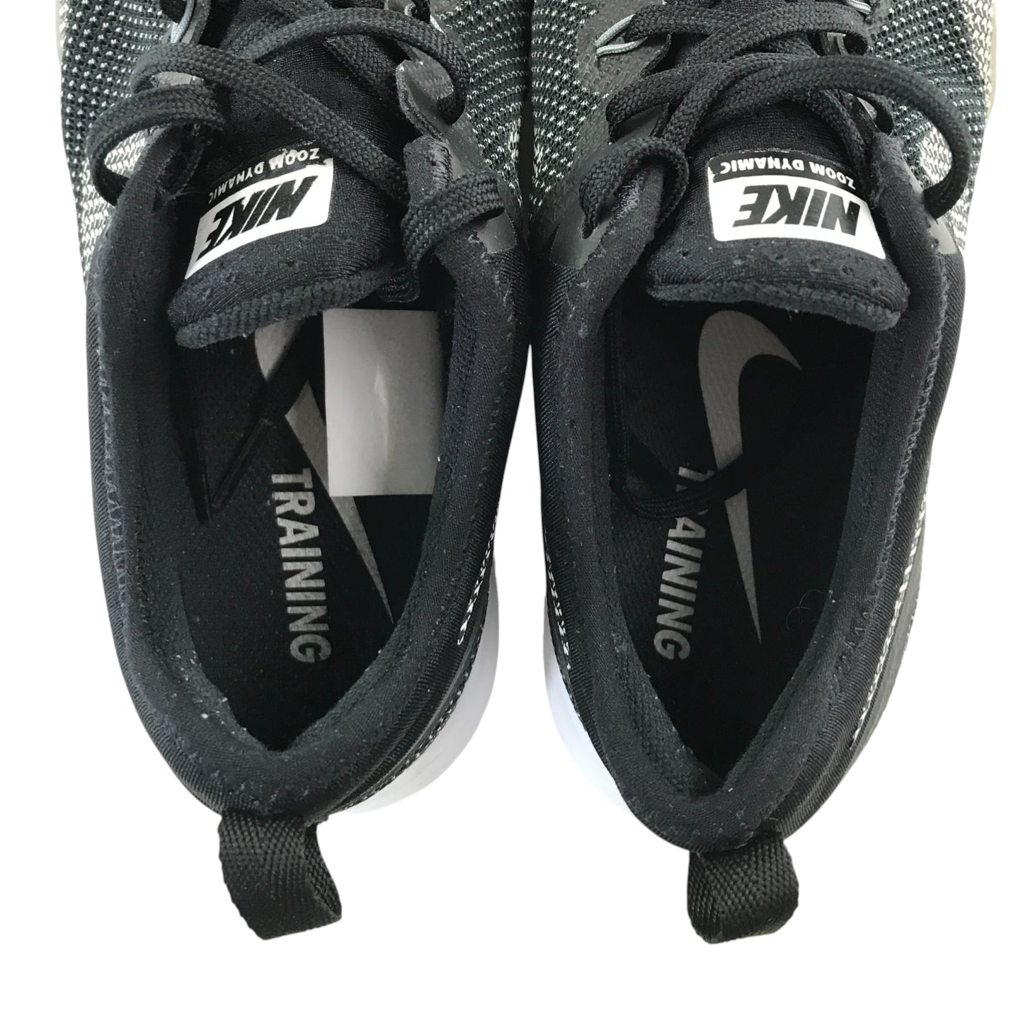 Nike Zoom trainers shoe size UK 4 black and white Flyknit upper