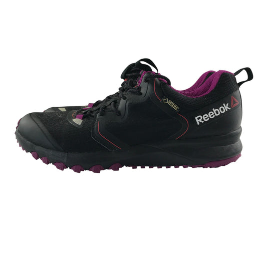 Reebok Gore-Tex trainers shoe size UK 4 black with pink detailing