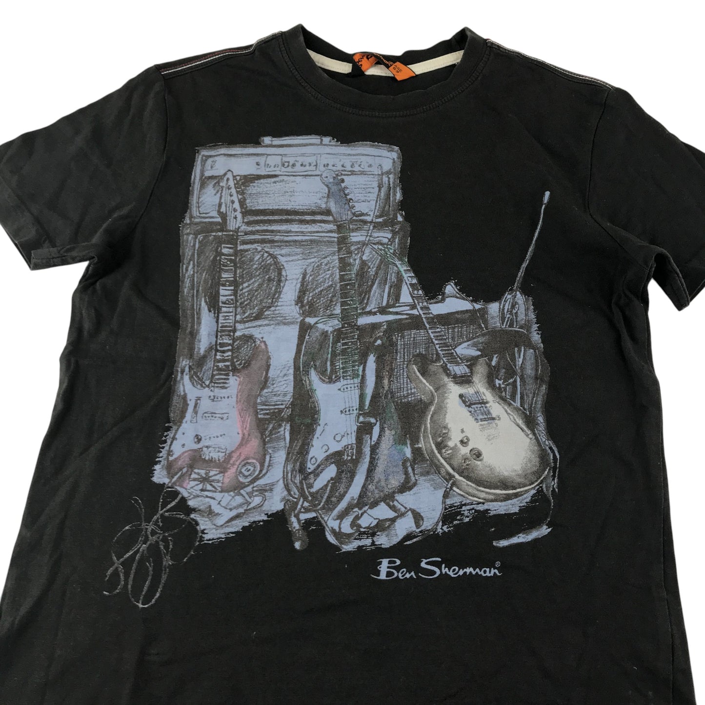 Ben Sherman t-shirt 8-9 years black electric guitar graphic print design cotton