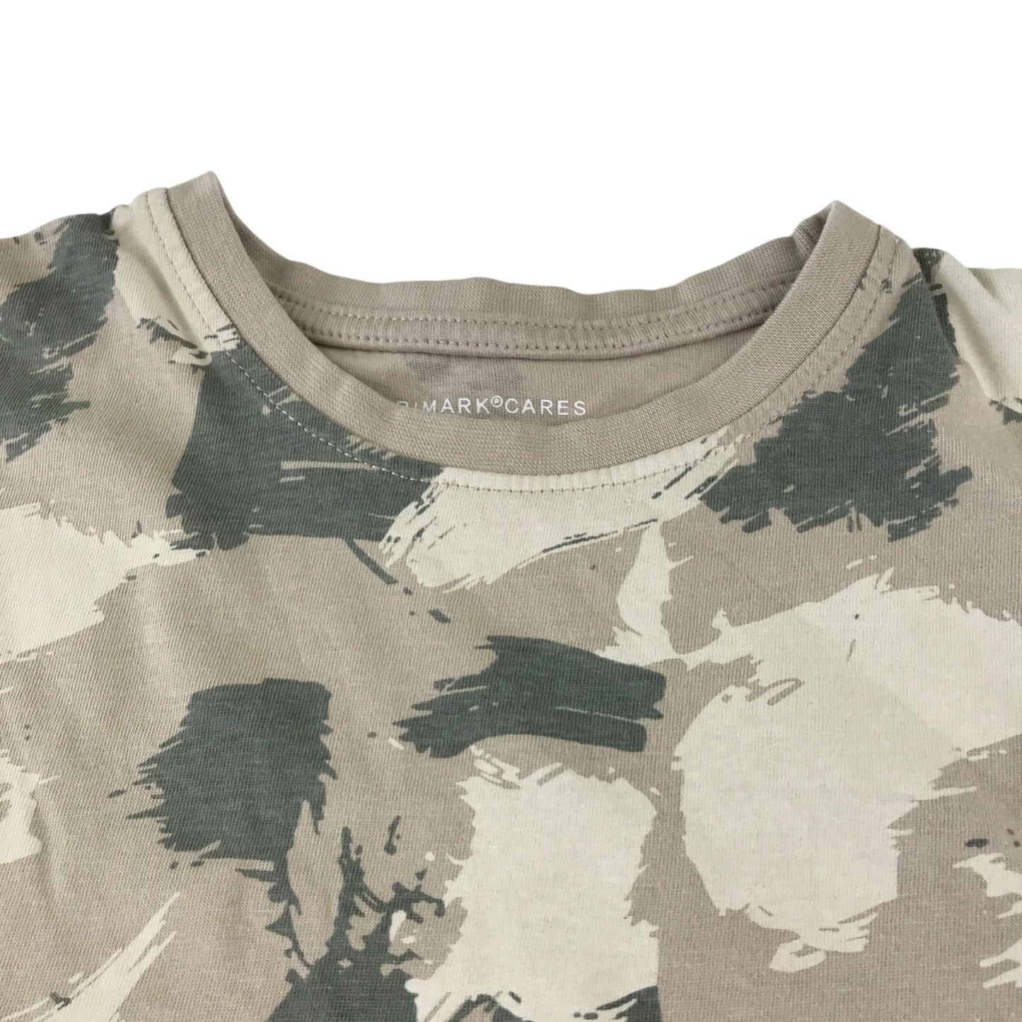 Primark t-shirt 10-11 years grey camo design short sleeve cotton