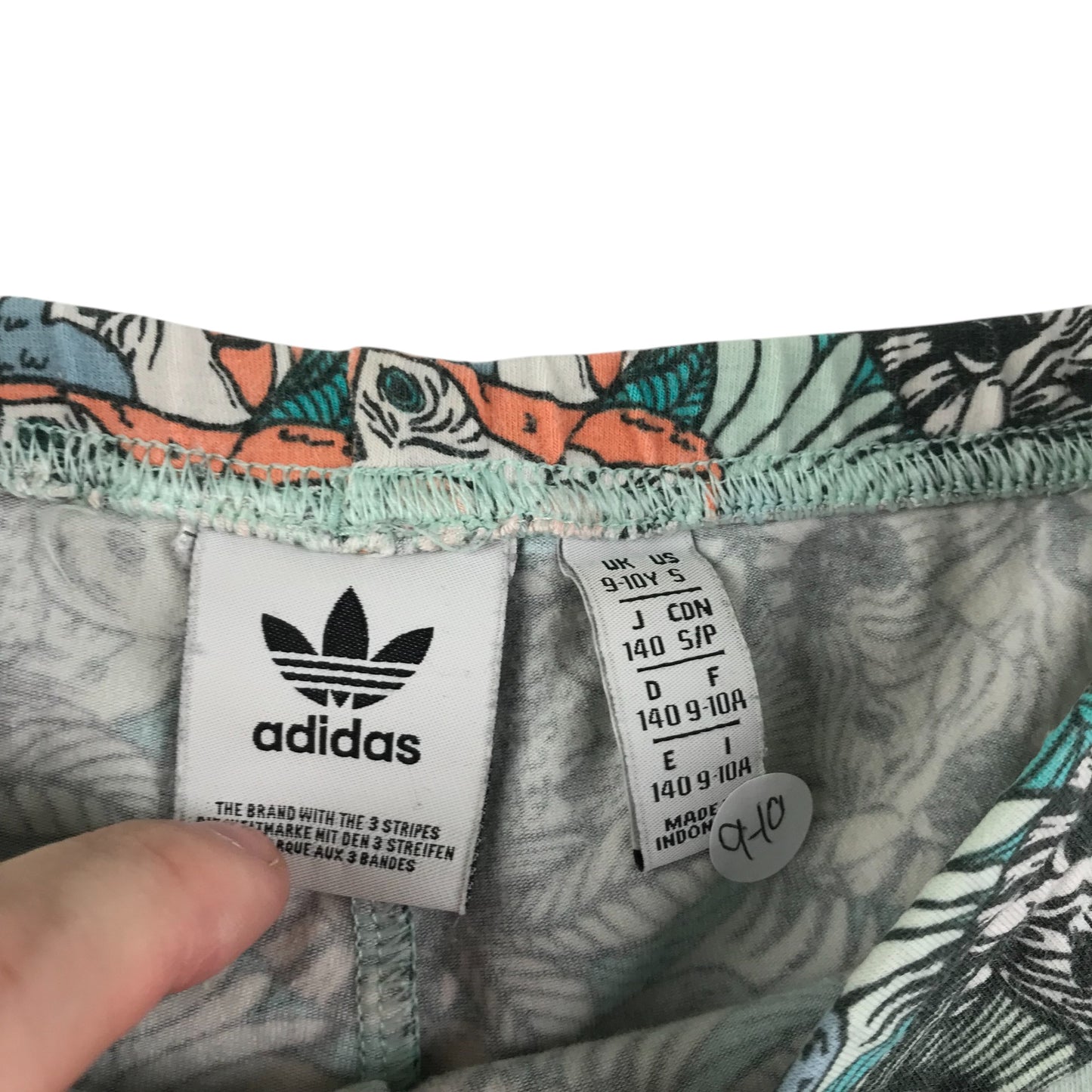 Adidas sport leggings 9-10 years white graphic print design