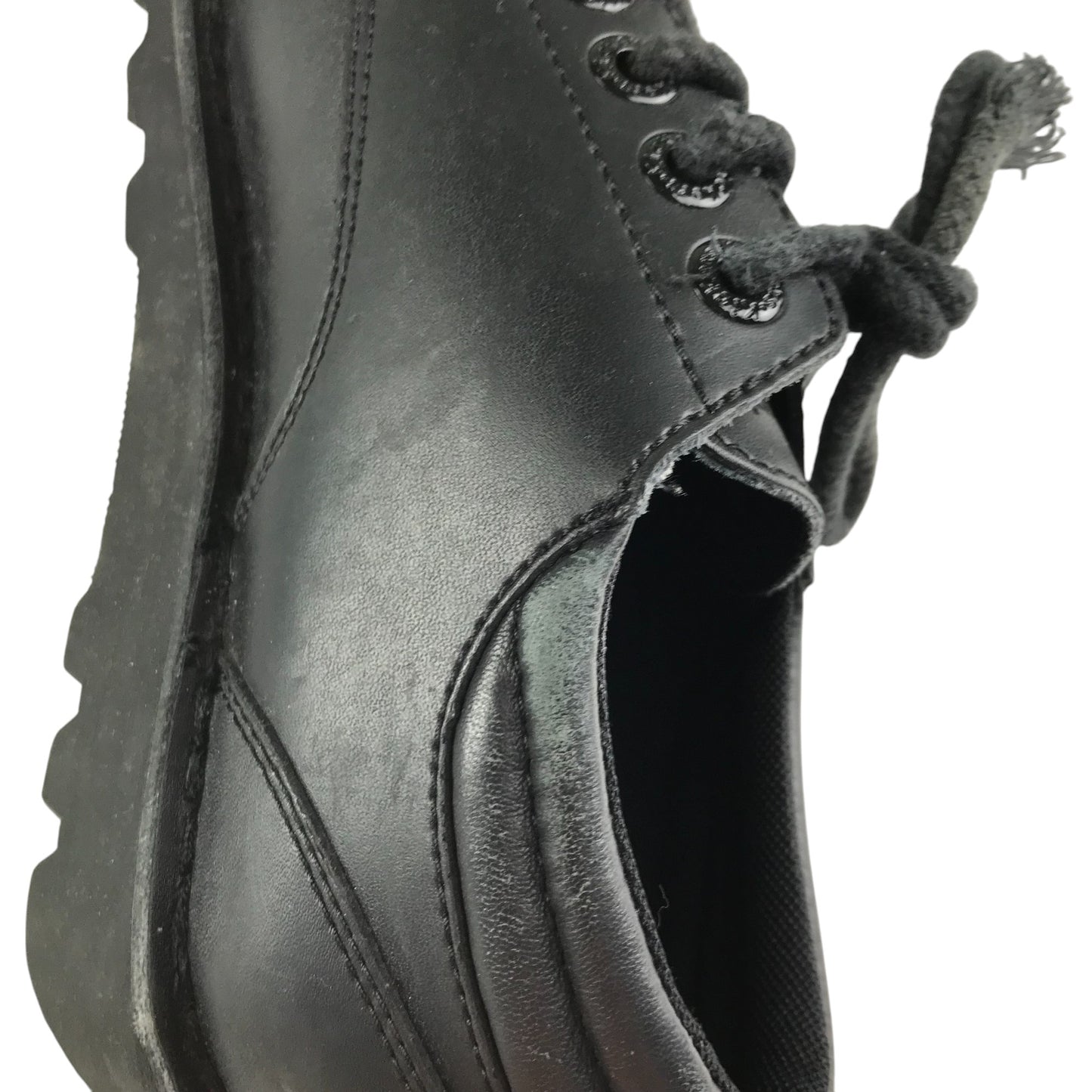 Kickers shoes shoe size 7.5 black leather with laces