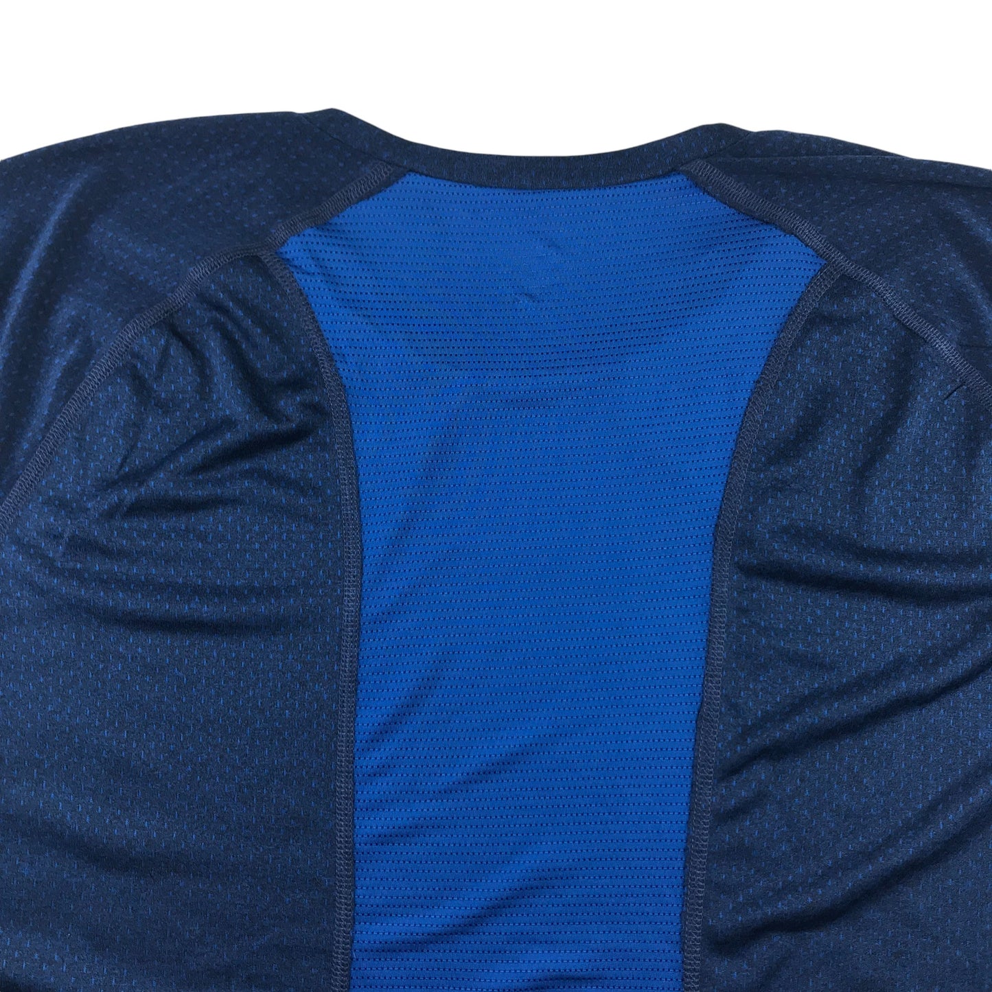 GAP sport top men size XL blue short sleeve t-shirt