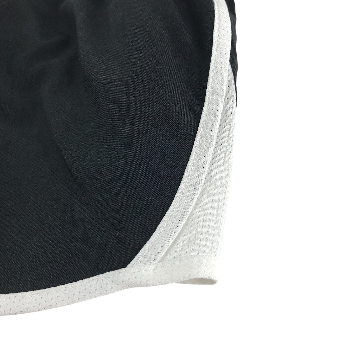 Nike sport shorts 7-8 years black with white detailing
