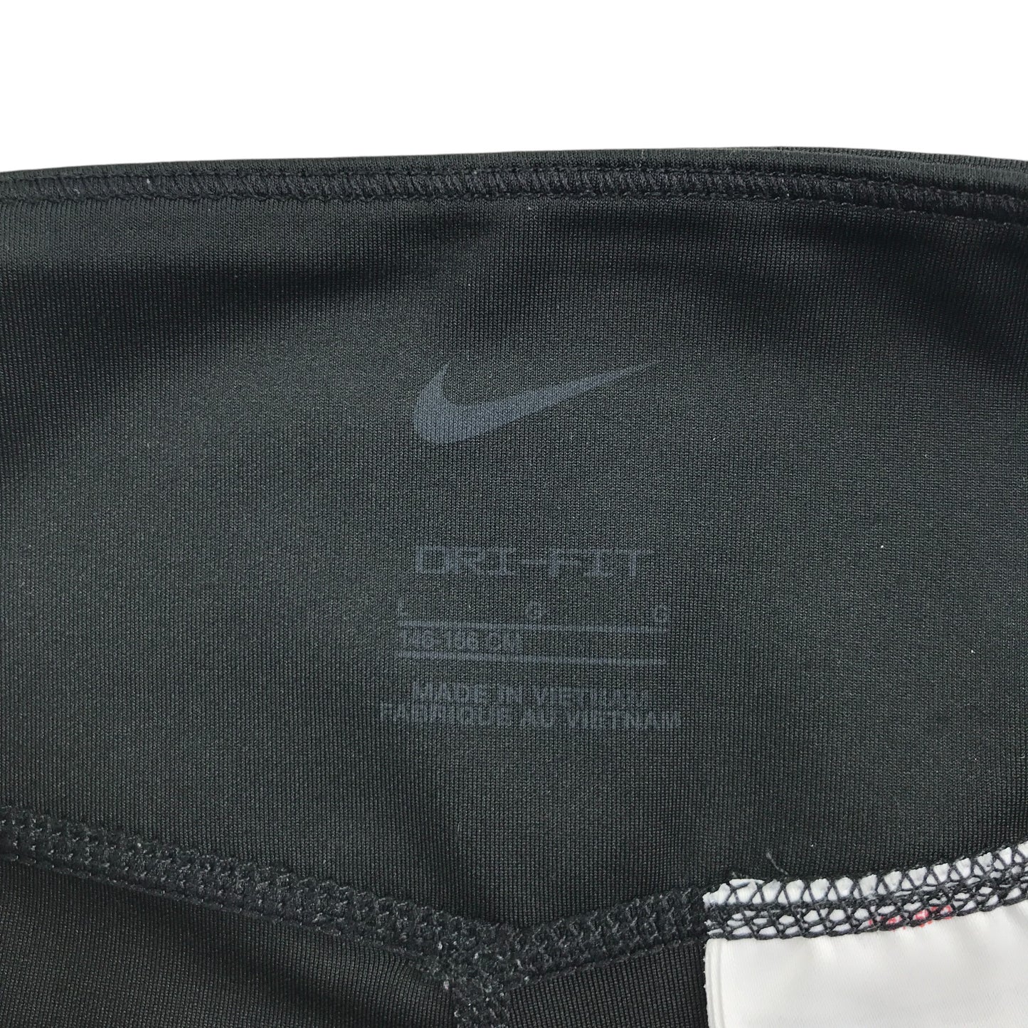 Nike sport shorts 11-12 years black with logo cropped leggings