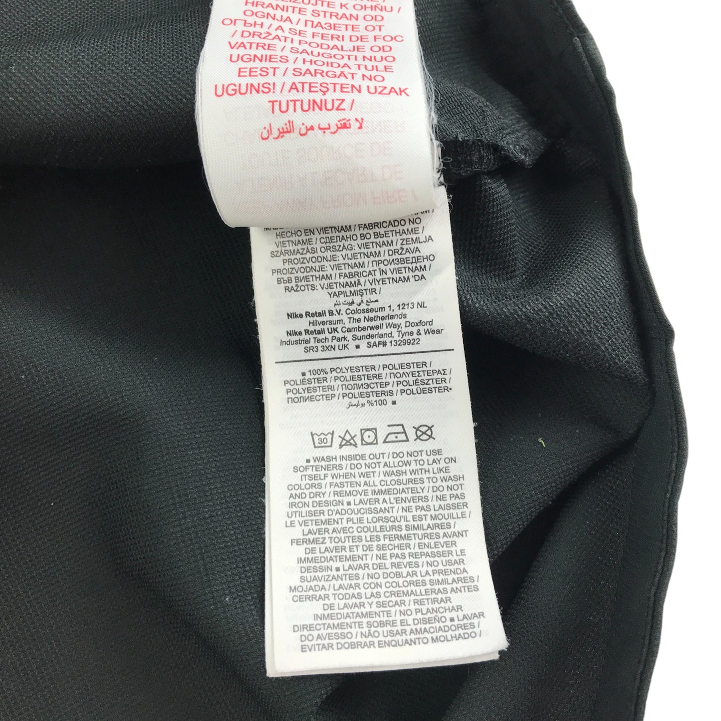 Nike hooded jacket 9-10 years black zip up long sleeve with logo