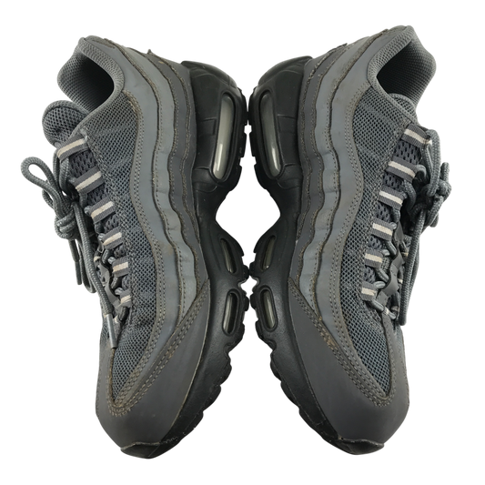 Preloved Nike trainers for kids