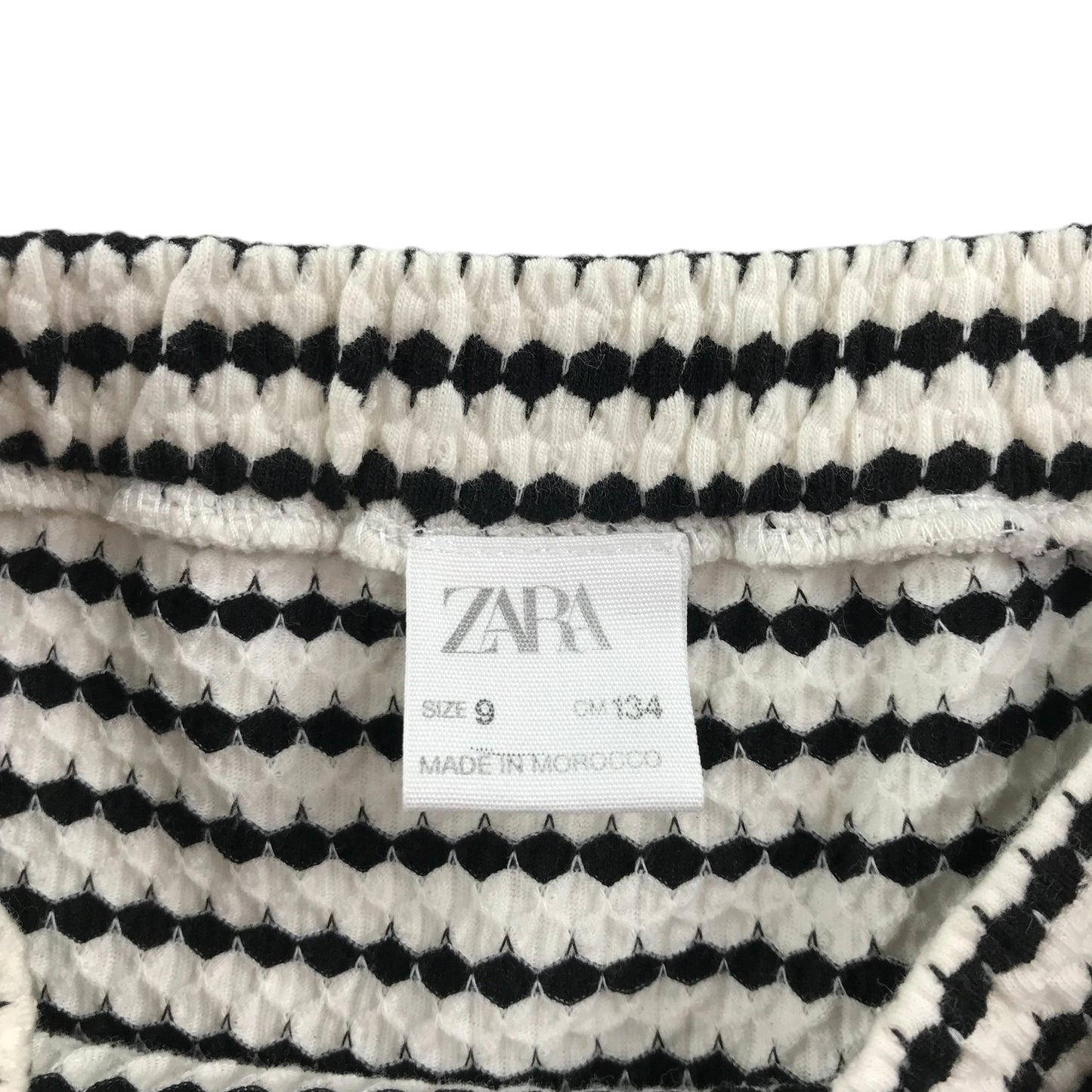 Zara skort 8-9 year black and white stripy with belt detail