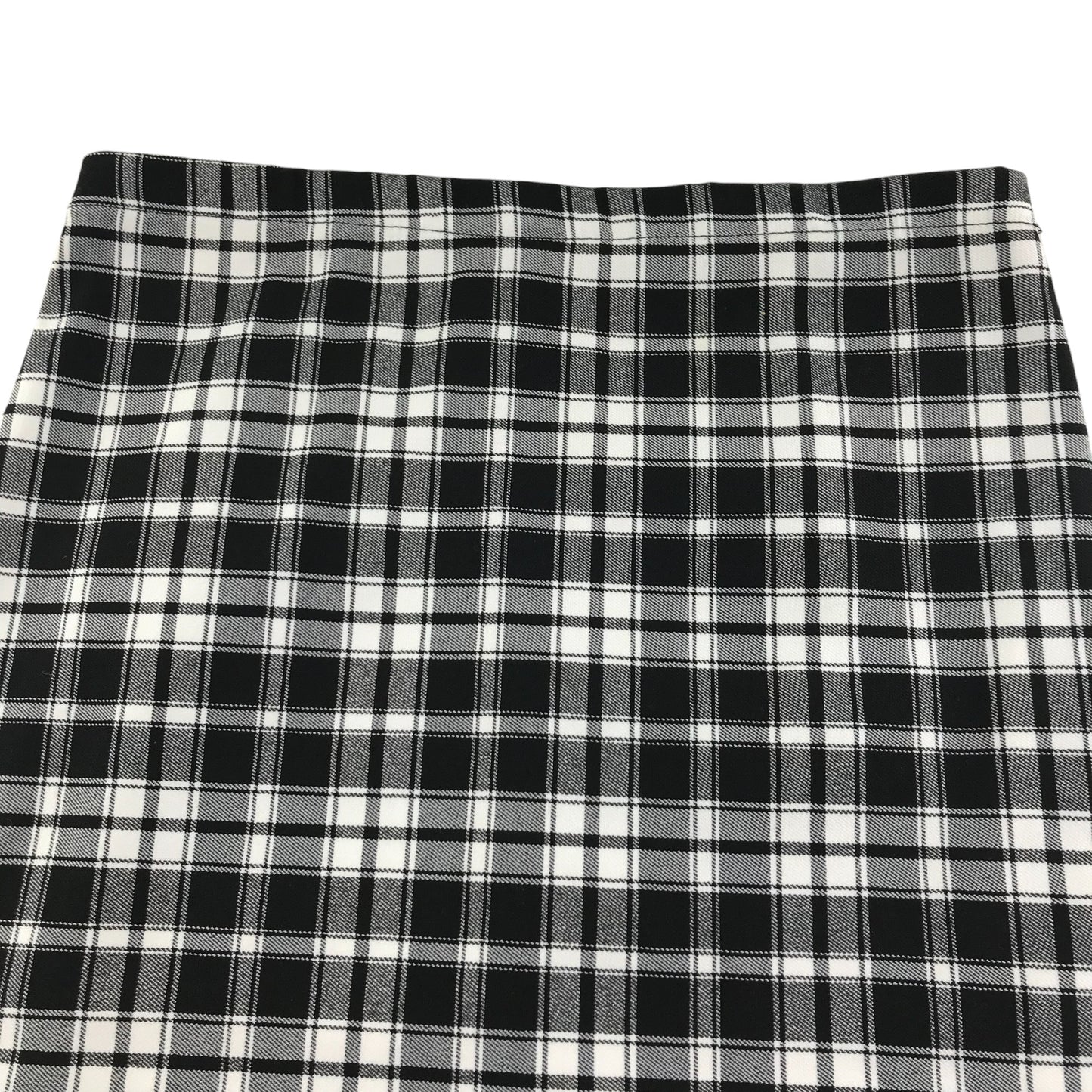 New Look skirt 10-11 years black and white check pattern