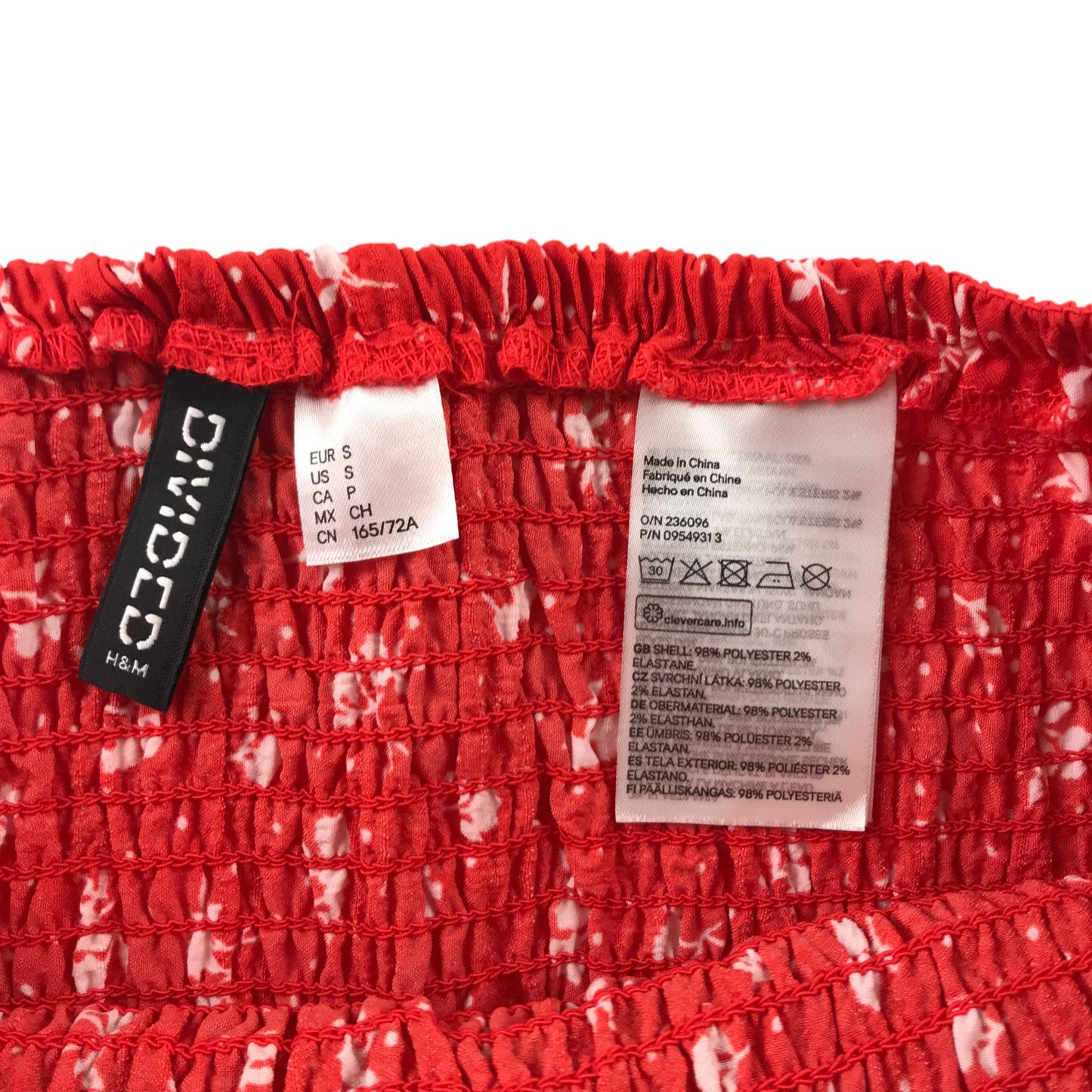 H&M Skirt Size Adult Small Red with White Flowers