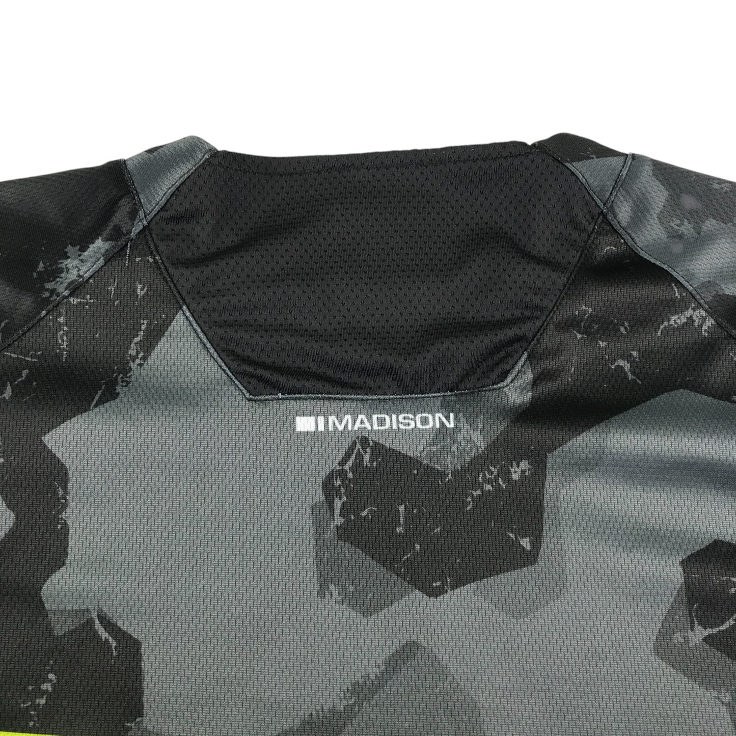Madison Alpine 11-12 Years Black Long Sleeve Cycling Sports T-Shirt Graphic
