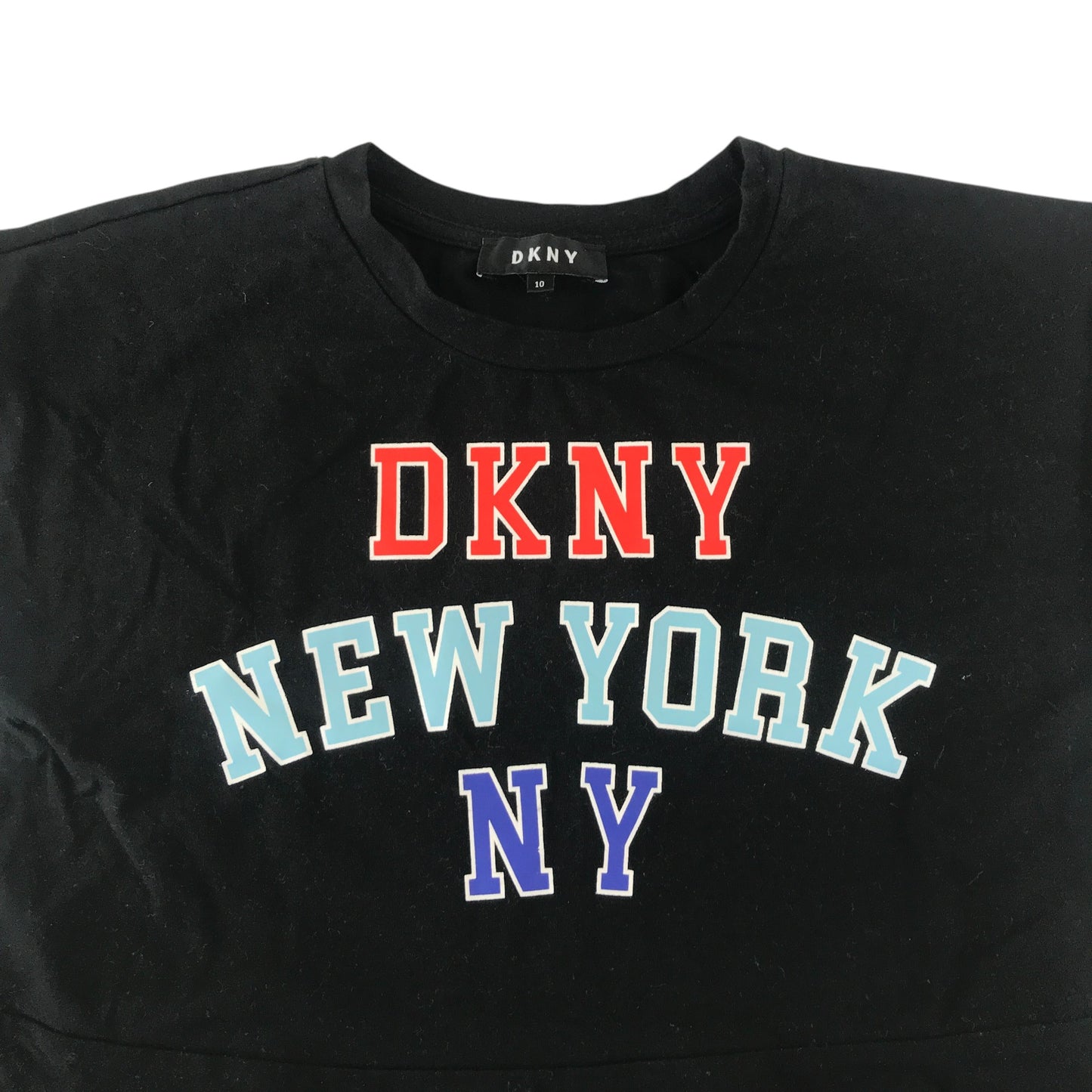 DKNY t-shirt 9-10 years black text graphic design cropped
