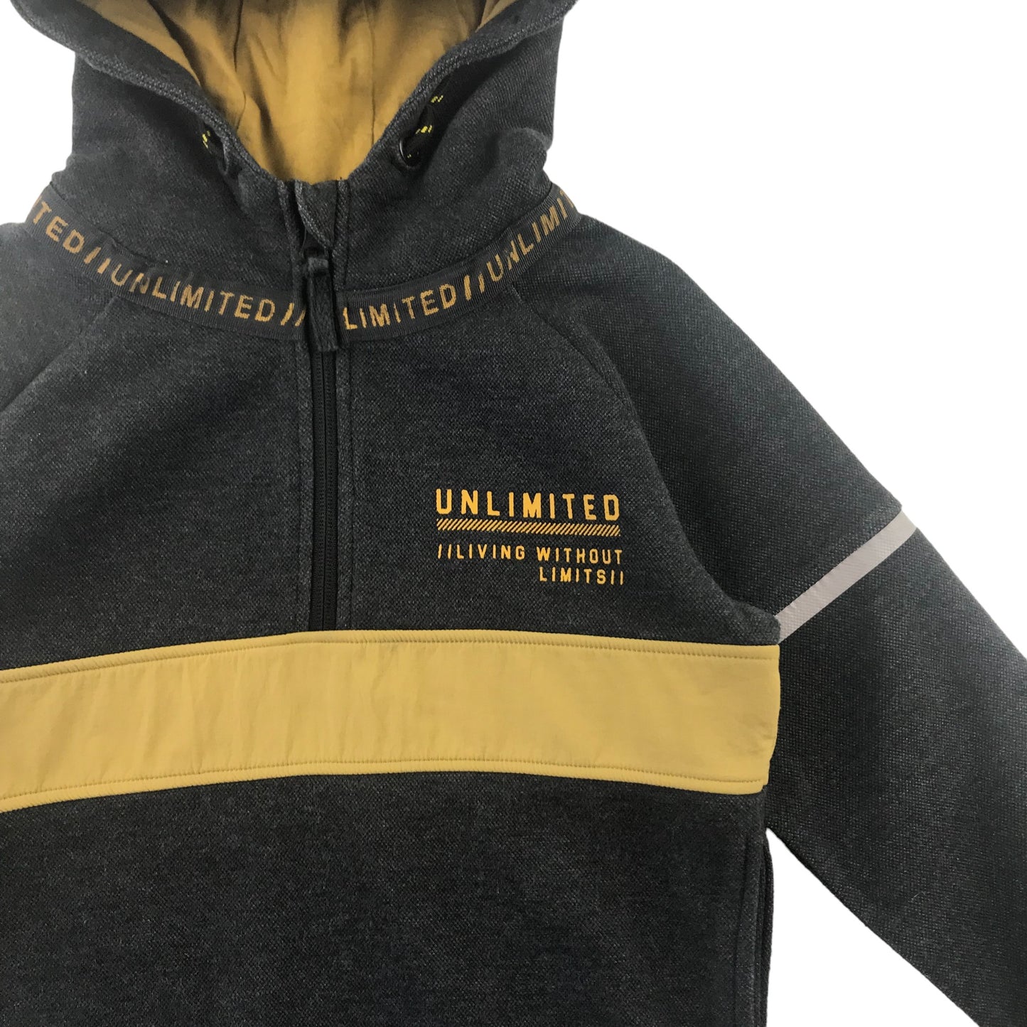 Nutmeg hoodie dark grey with mustard panelling details