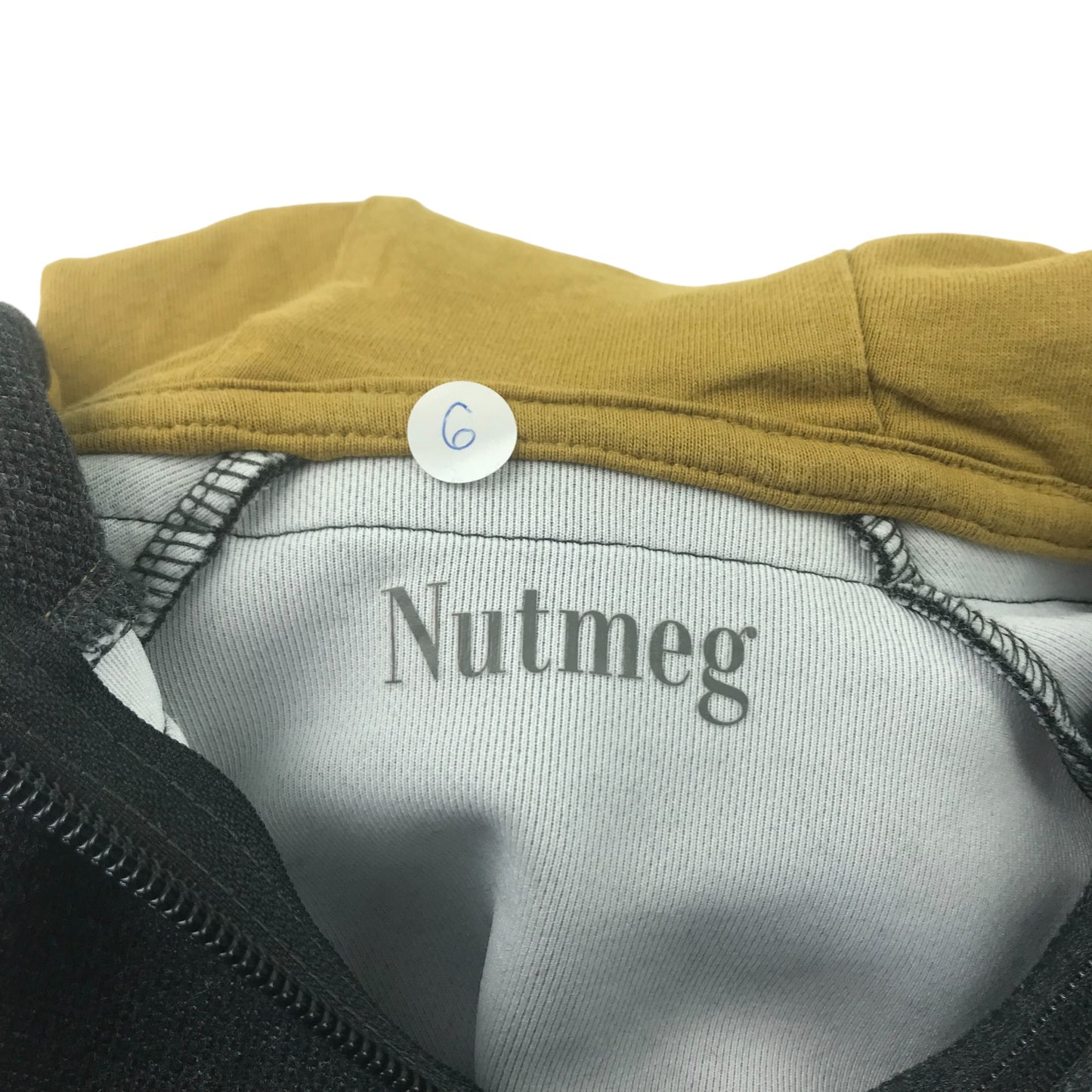 Nutmeg hoodie dark grey with mustard panelling details