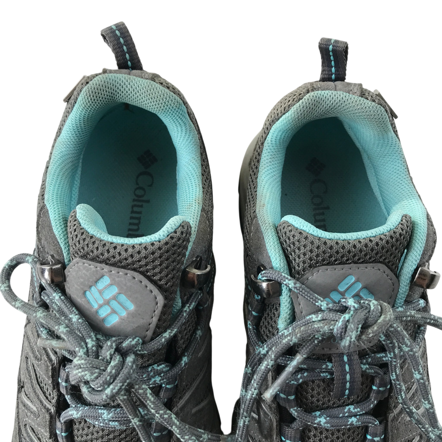 Preloved Columbia shoes for adults