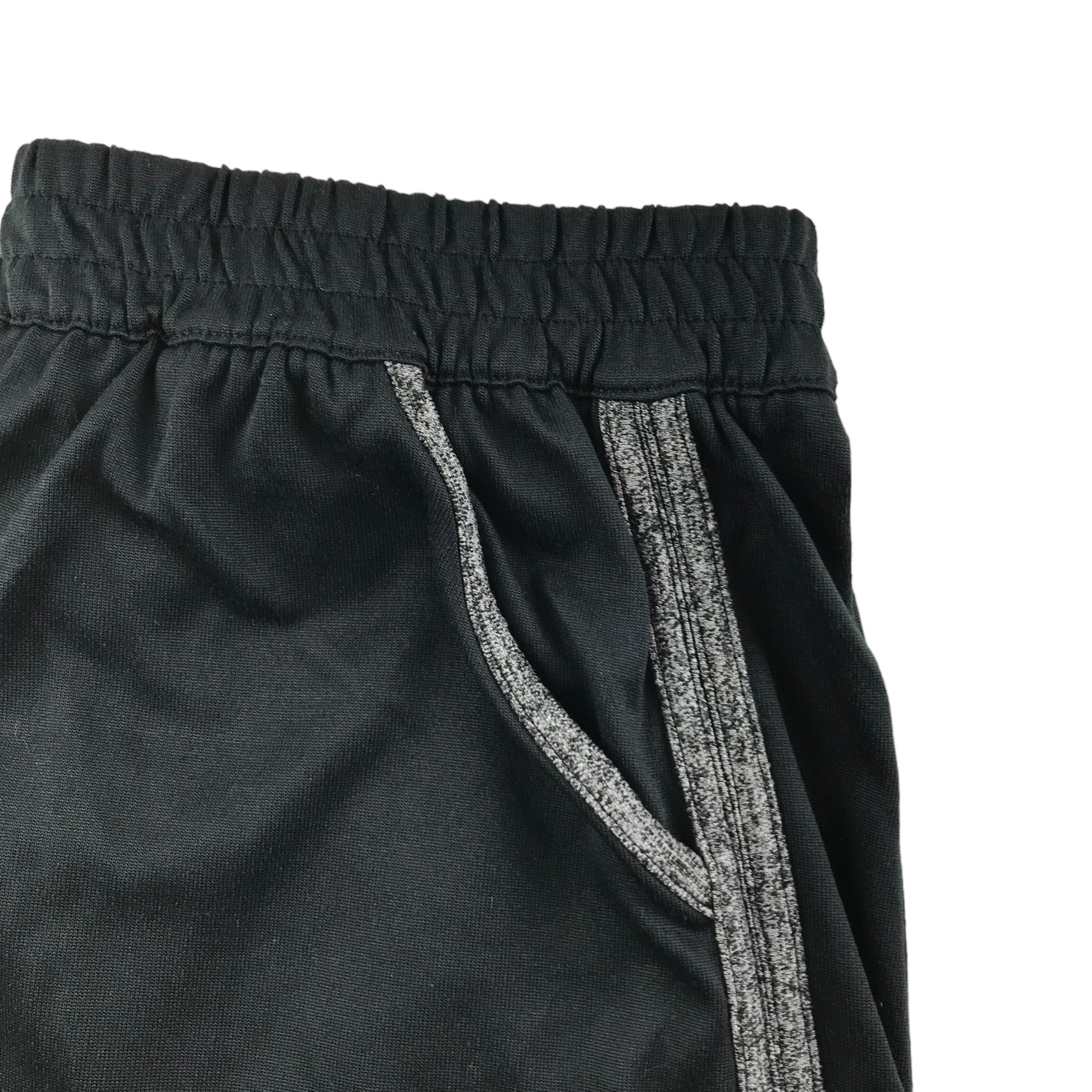 All UA Gear - Shorts in Black
