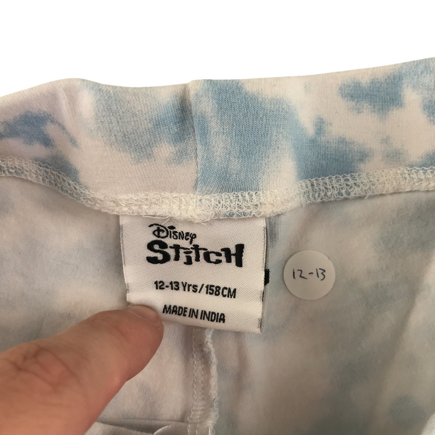 Primark leggings 12-13 years blue and white Leo & Stitch graphic cropped
