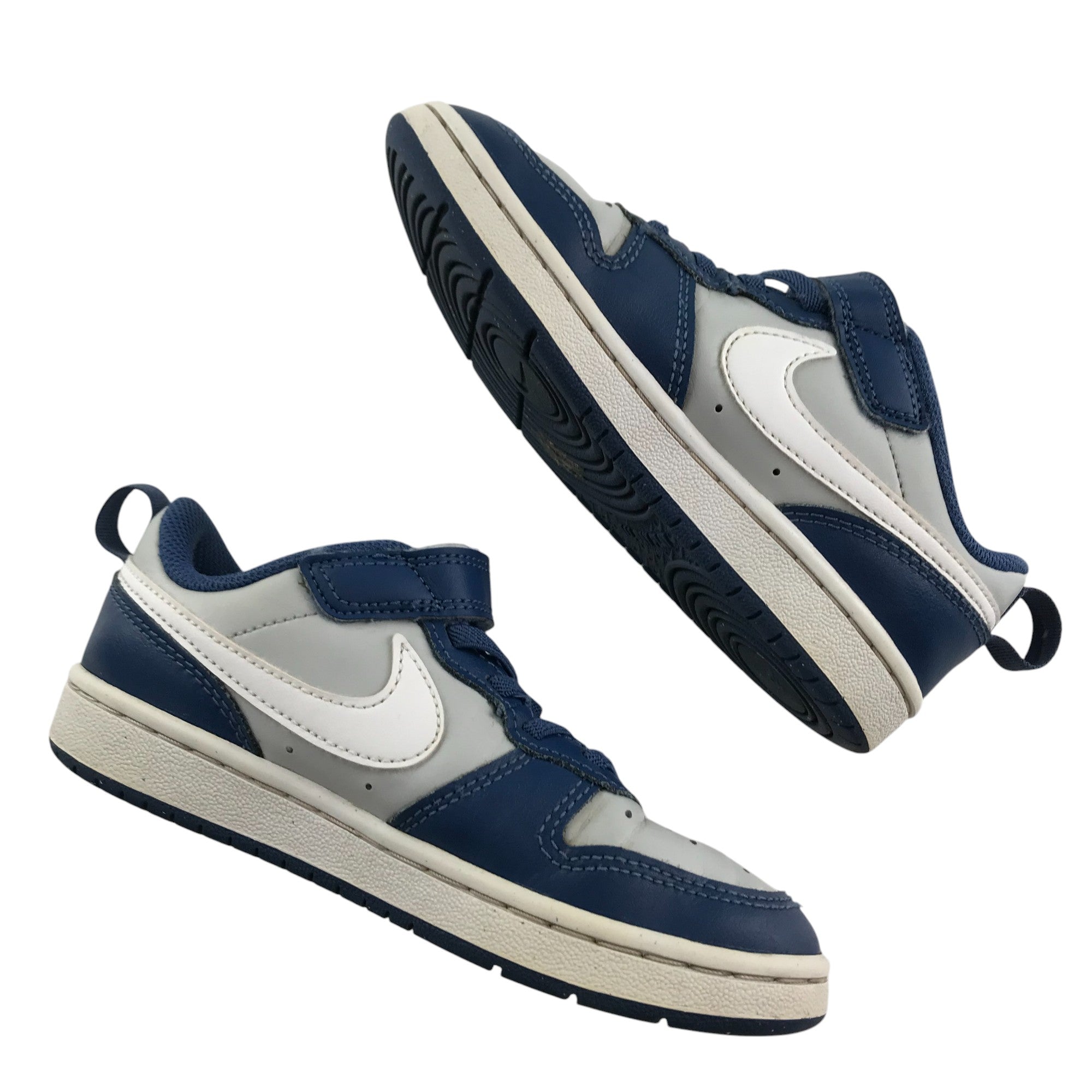 Nike trainers junior size 2 on sale