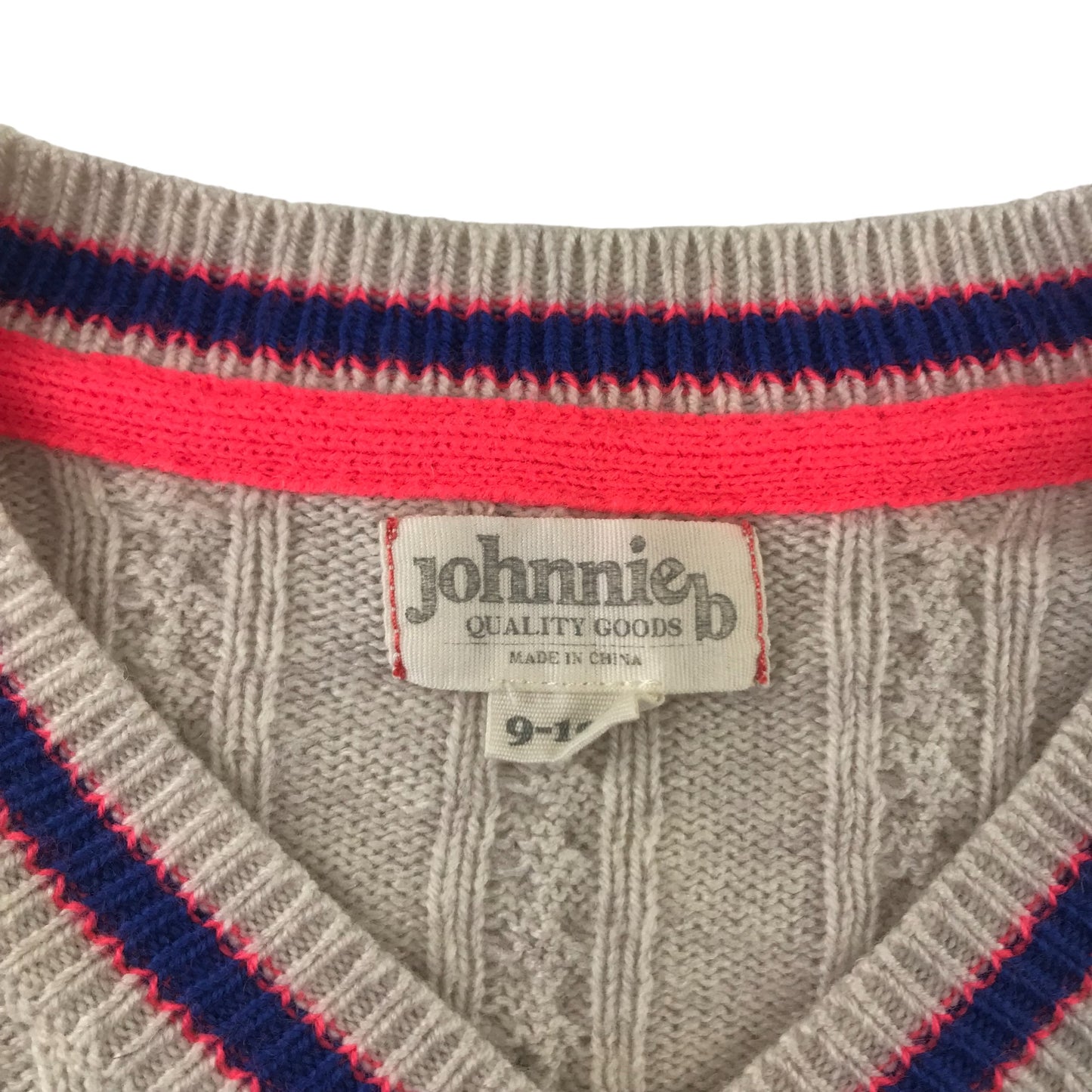 Johnnie B jumper 9-10 years light beige cable knit blended with wool and cashmere