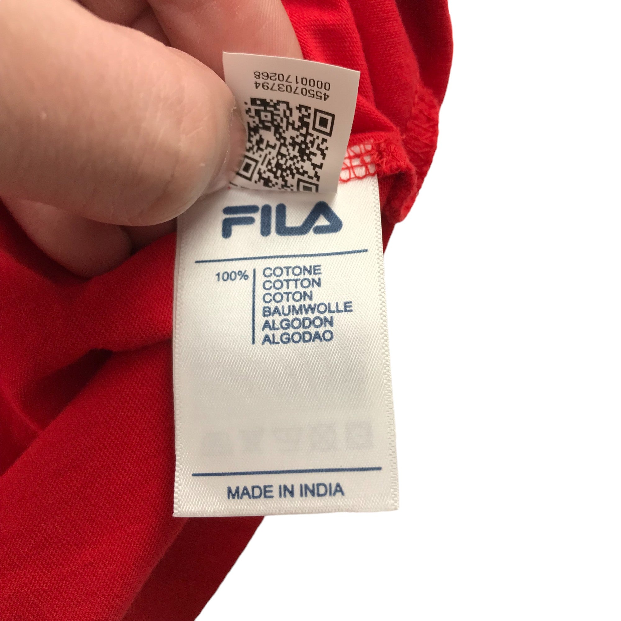 Fila t hotsell shirt size