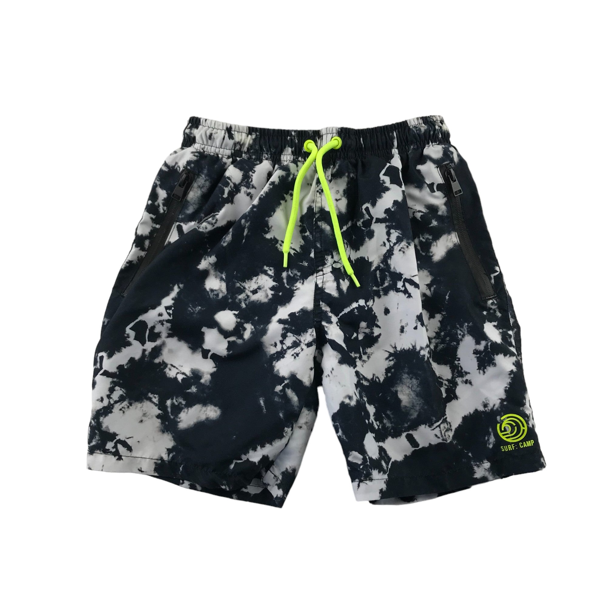 Primark swim trunks 8-9 black and white graphic print – ApparelXchange CIC