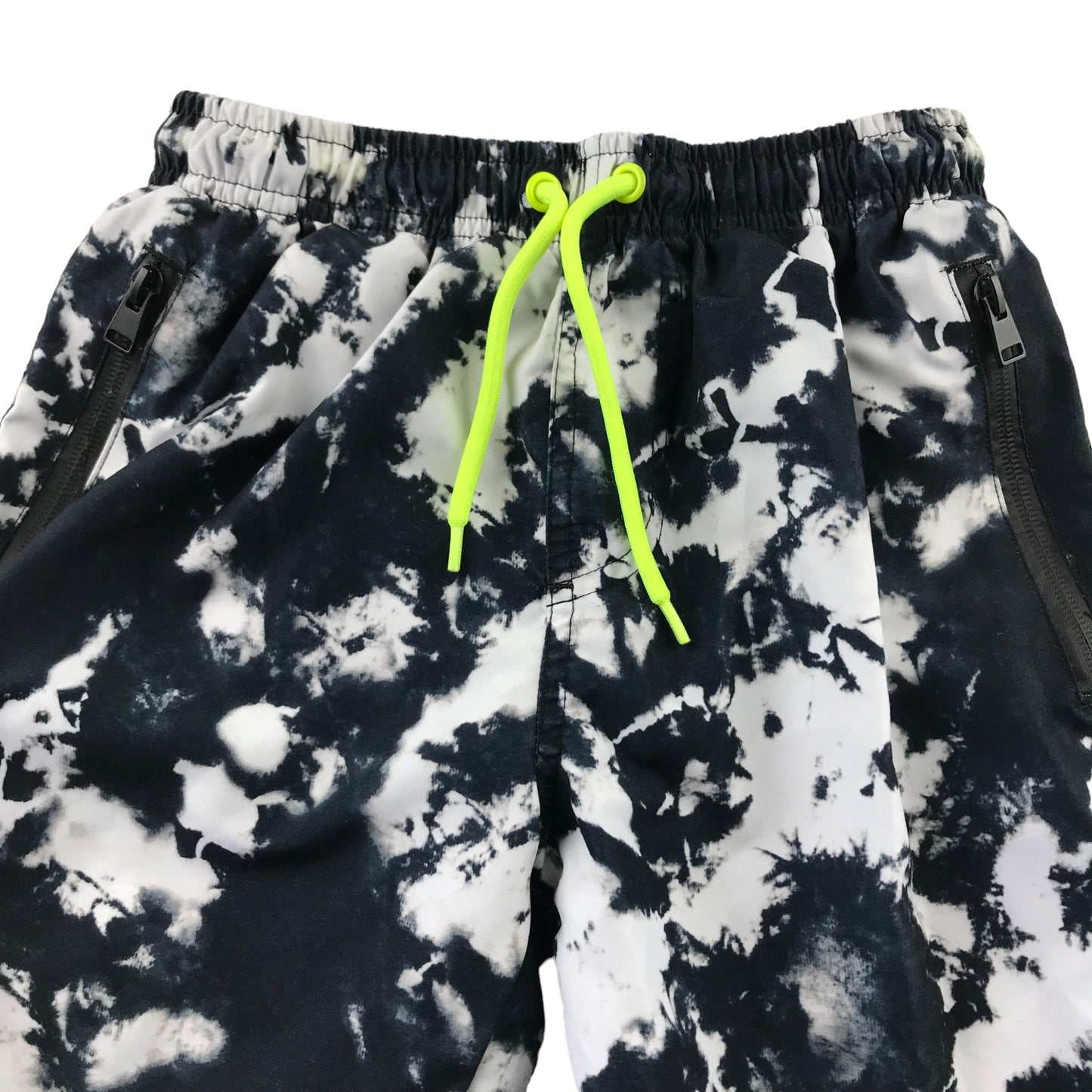 Primark swim trunks 8-9 black and white graphic print