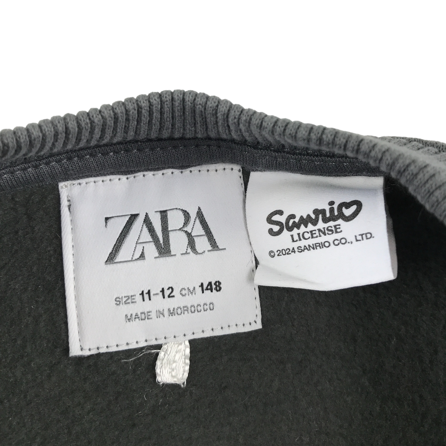 Zara Sweatshirt 11-12 Years Black Cinnamoroll Print Cotton