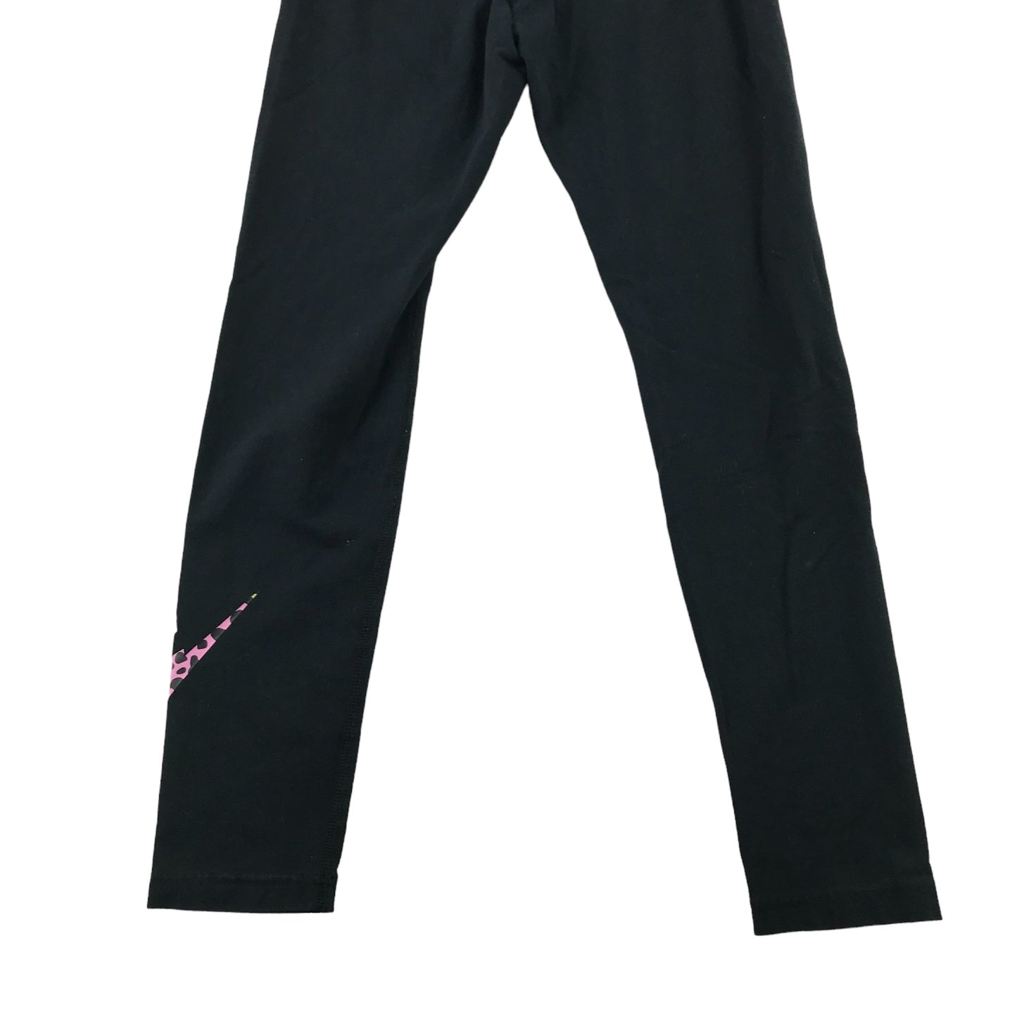 Nike leggings 9-11 years black with pink logo on the leg cotton blend