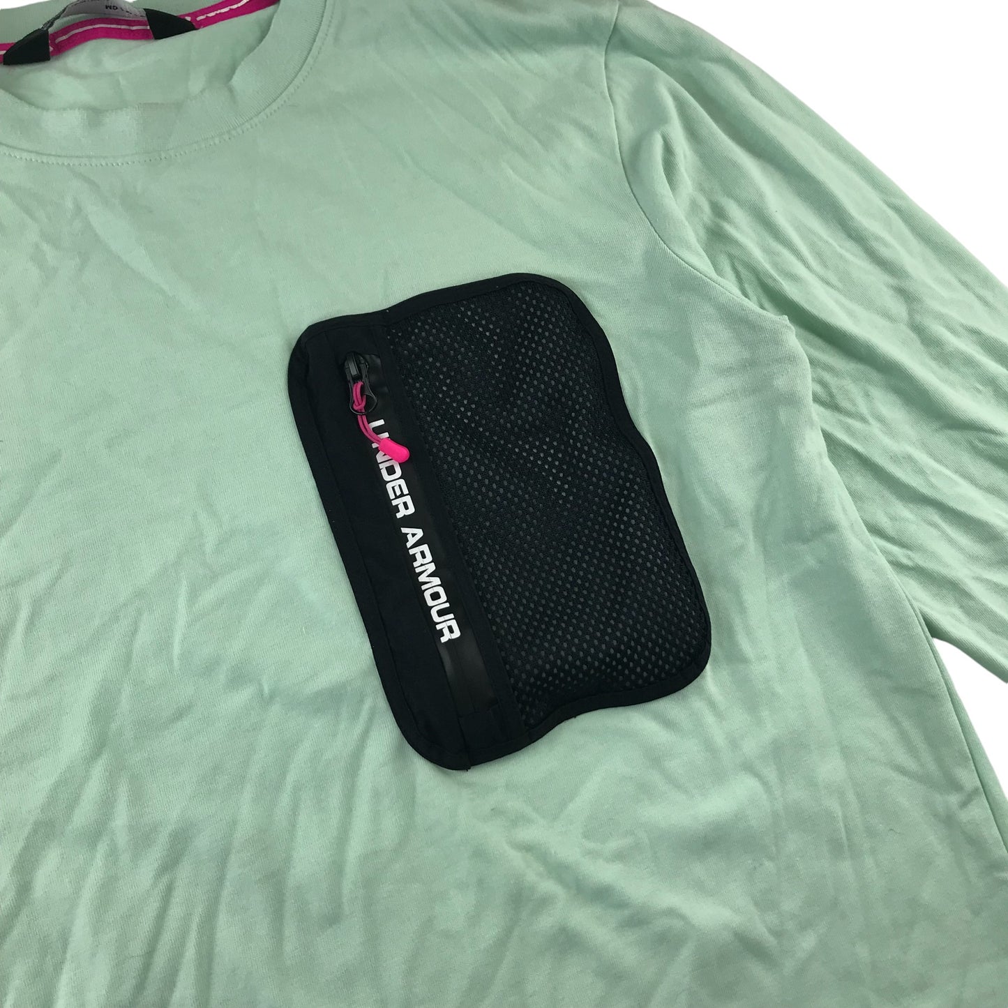 Under Armour t-shirt Men's Medium Mint green long sleeve with Chest Pocket