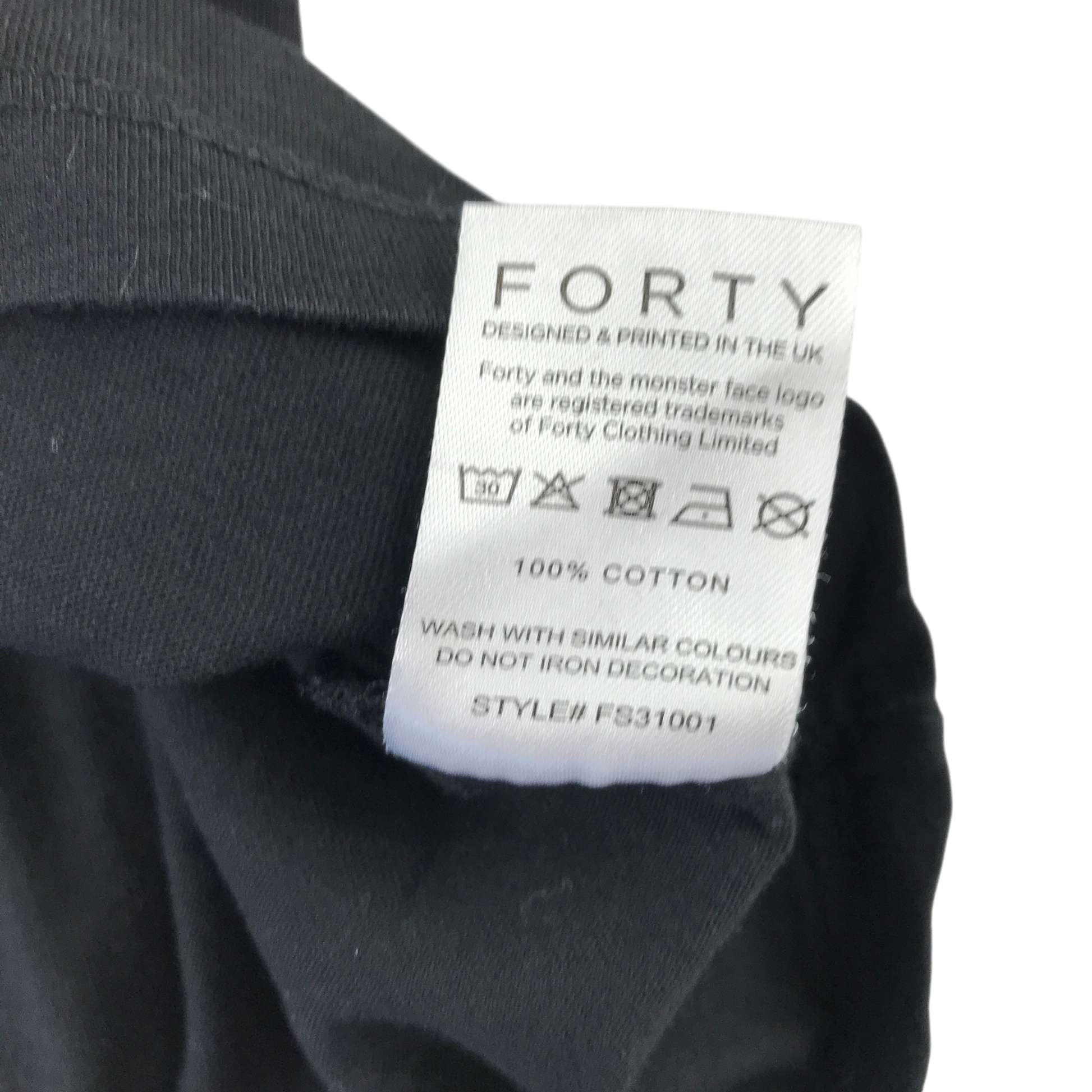 Preloved Forty Clothing t-shirt for teens