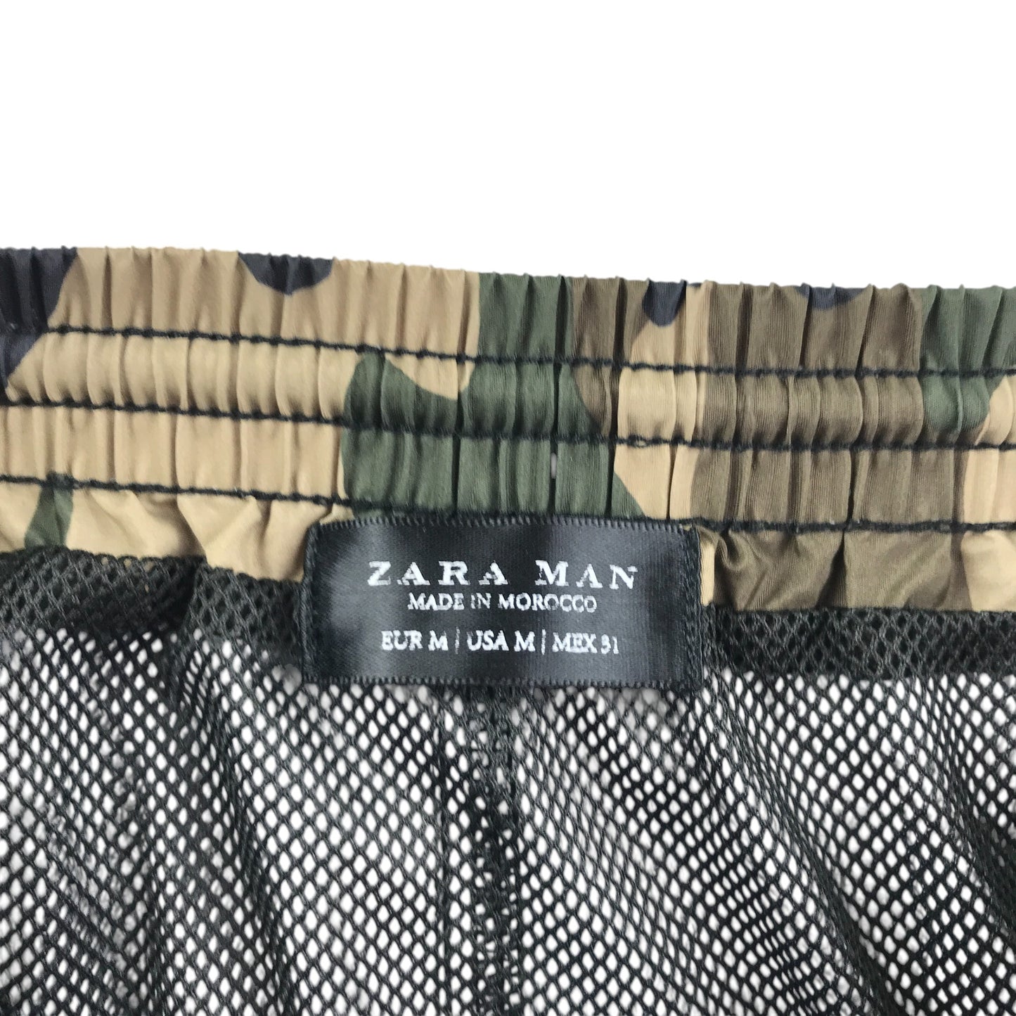 Zara Man shorts men's size M brown and khaki camouflage mesh lined