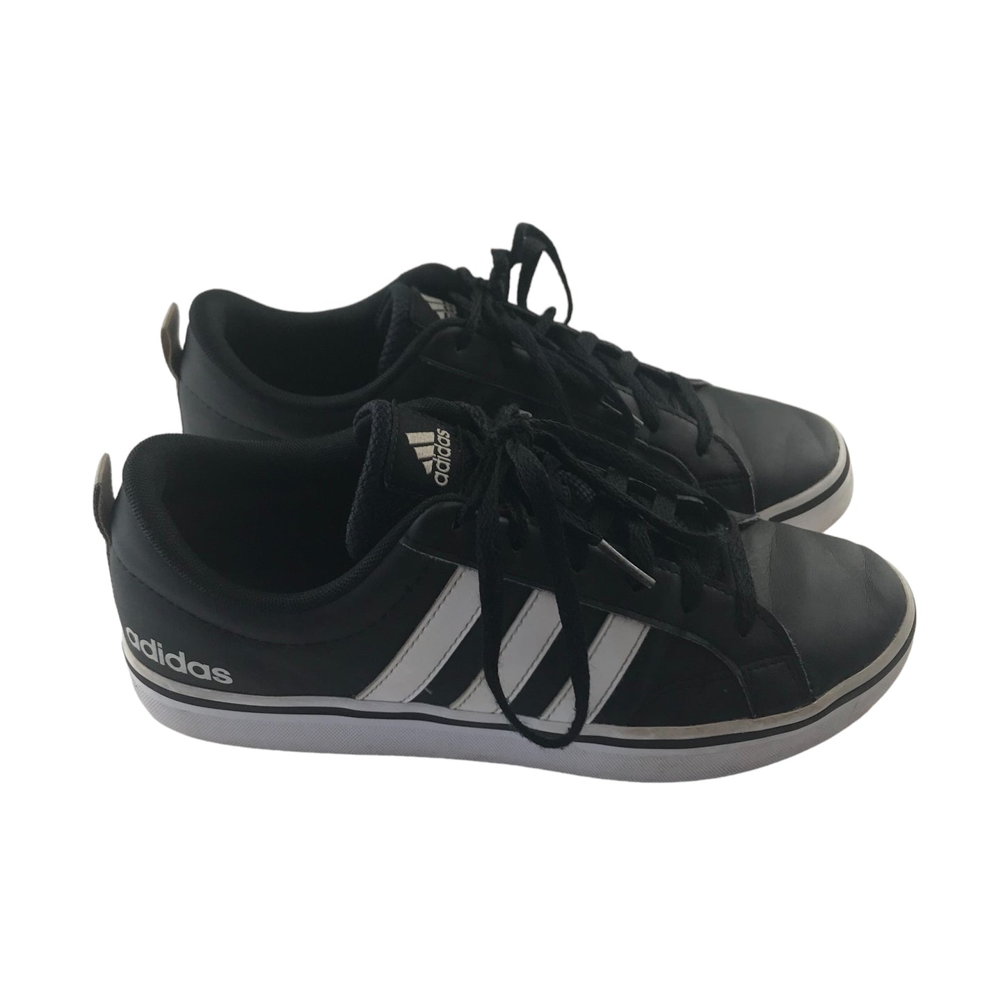 Adidas Trainers Shoe Size 7 Black with 3 Stripes and Logo on Tongue
