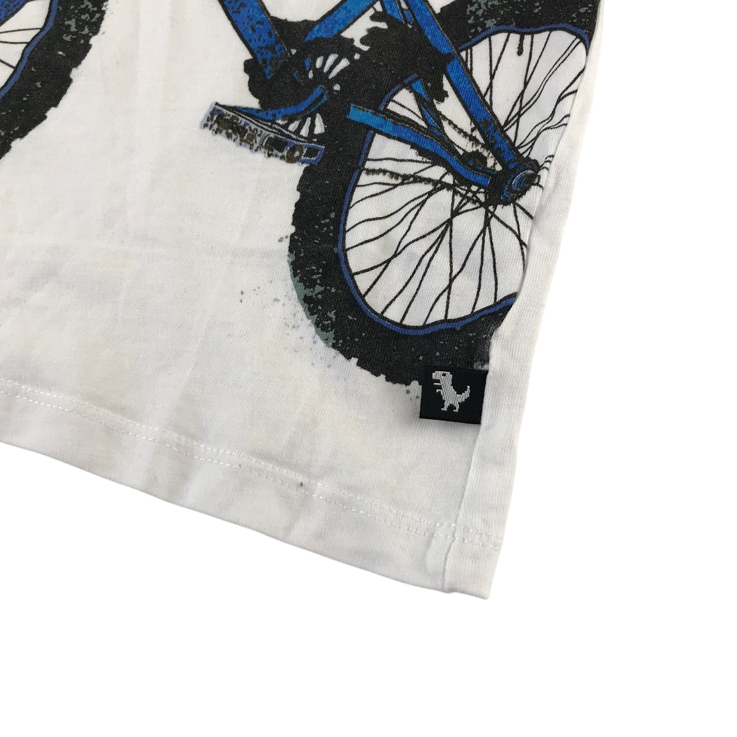 Milkshake t-shirt 6-7 years white bike graphic design