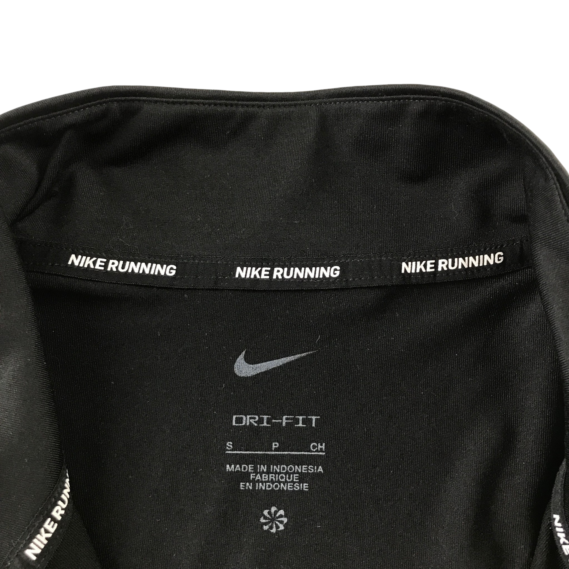 Preloved Nike sports top for adult