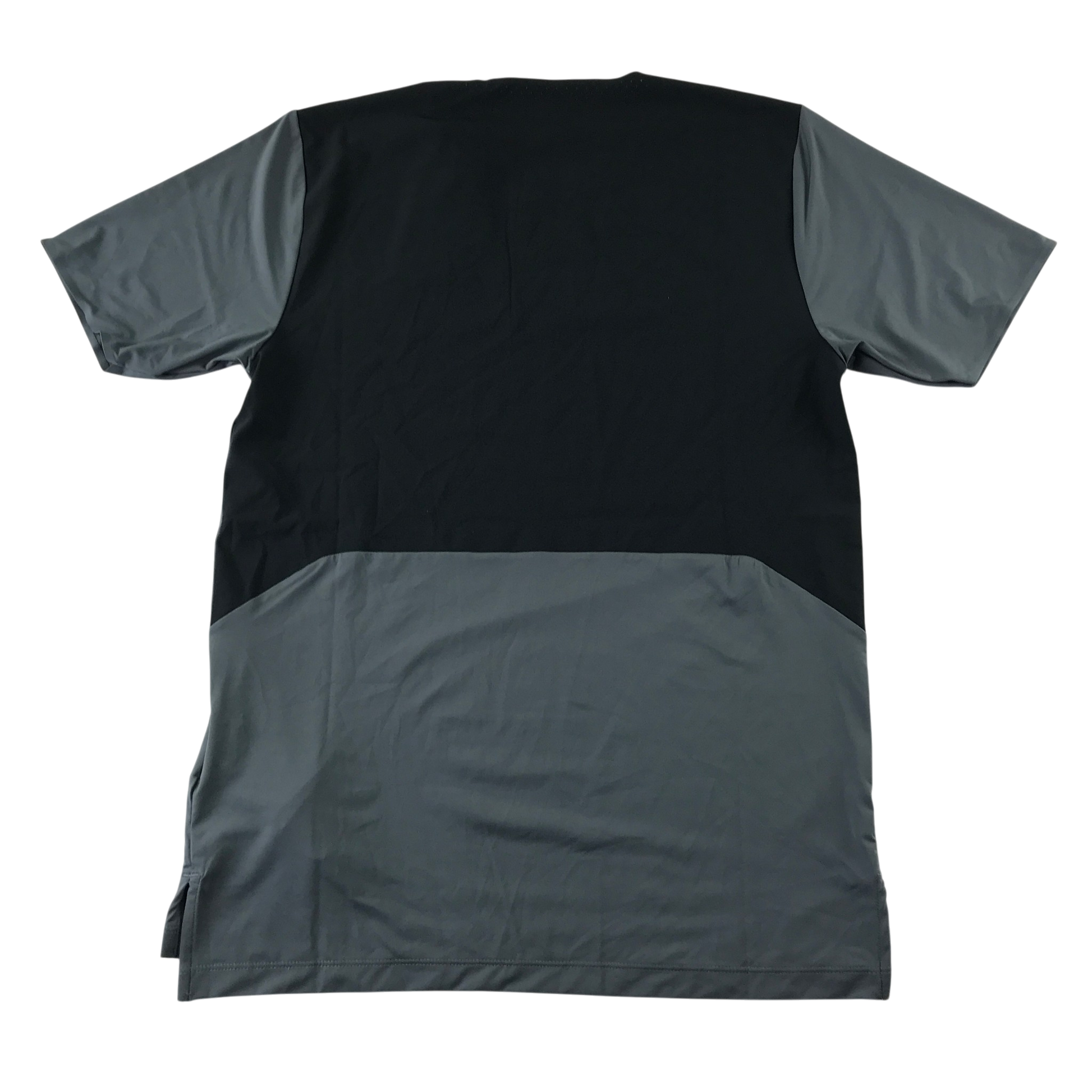 Second-hand New Balance activewear for adults