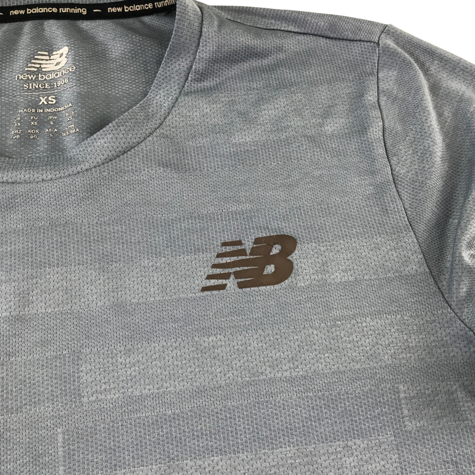 Preloved New Balance sport top for adult