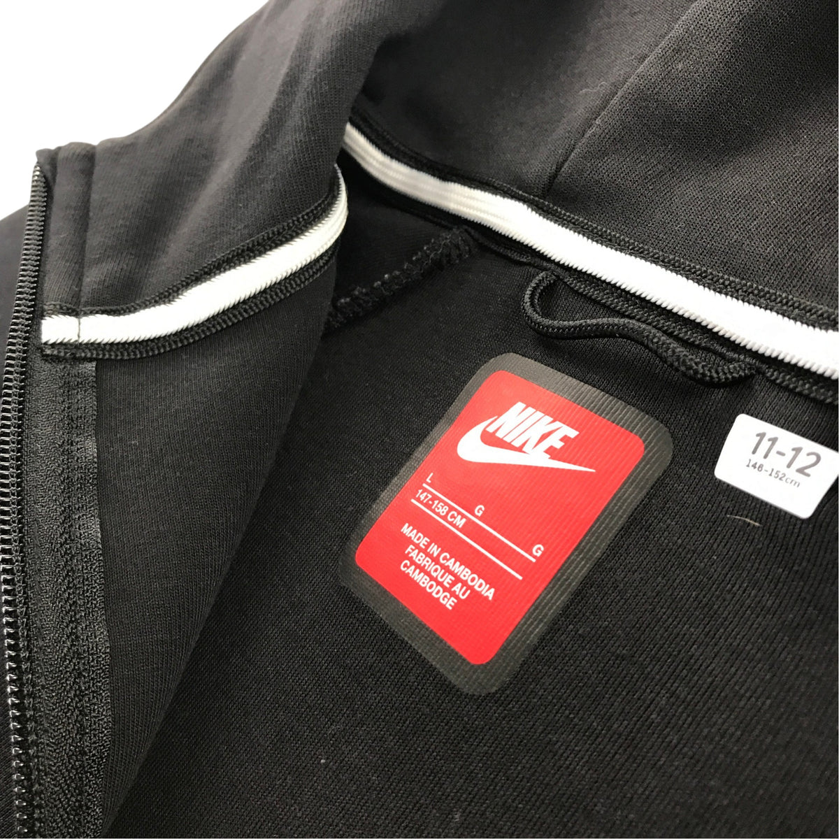 Nike 11-12 years black hoodie cotton polyester
