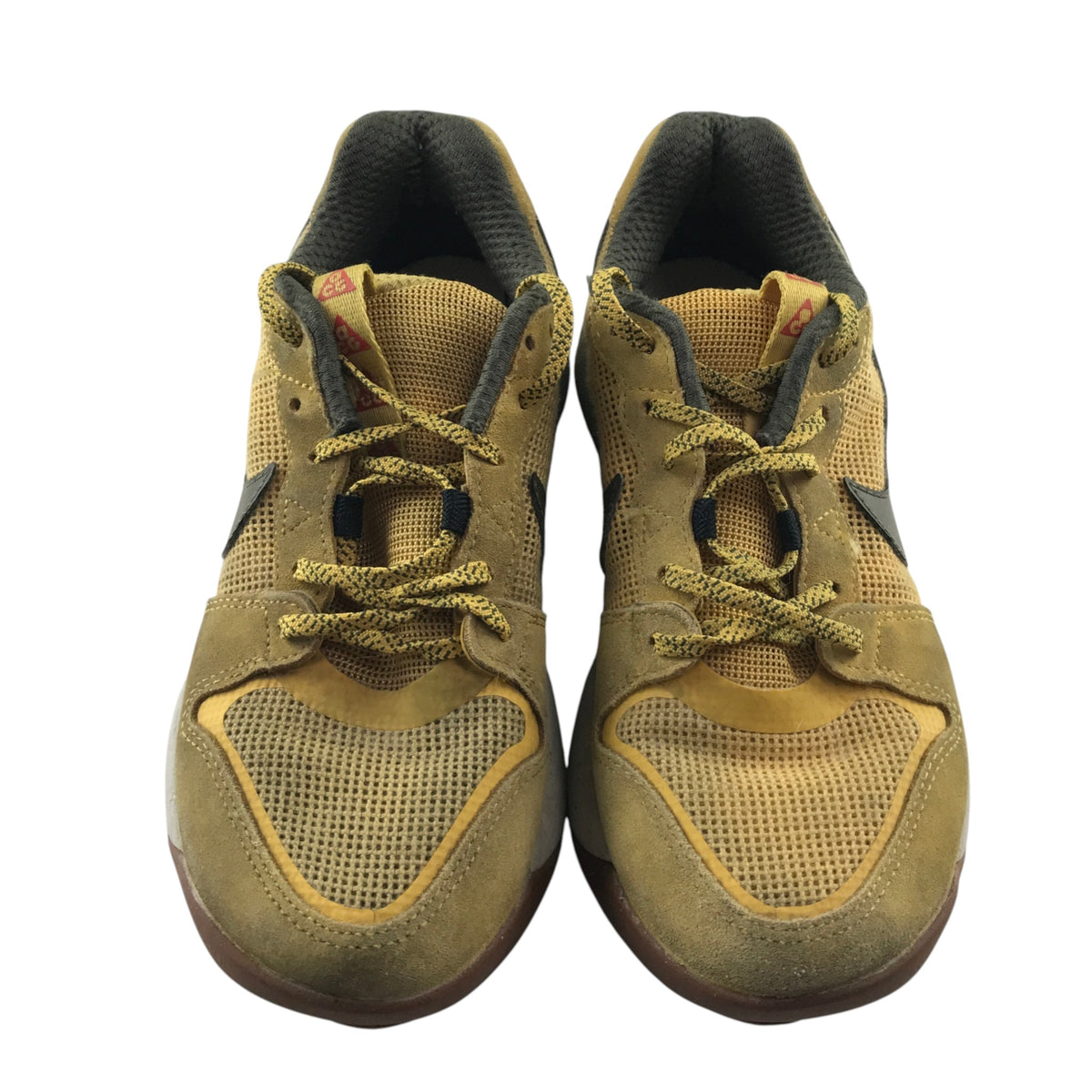 Nike ACG Lowcate Solar Flare size UK 3.5 yellow trainers