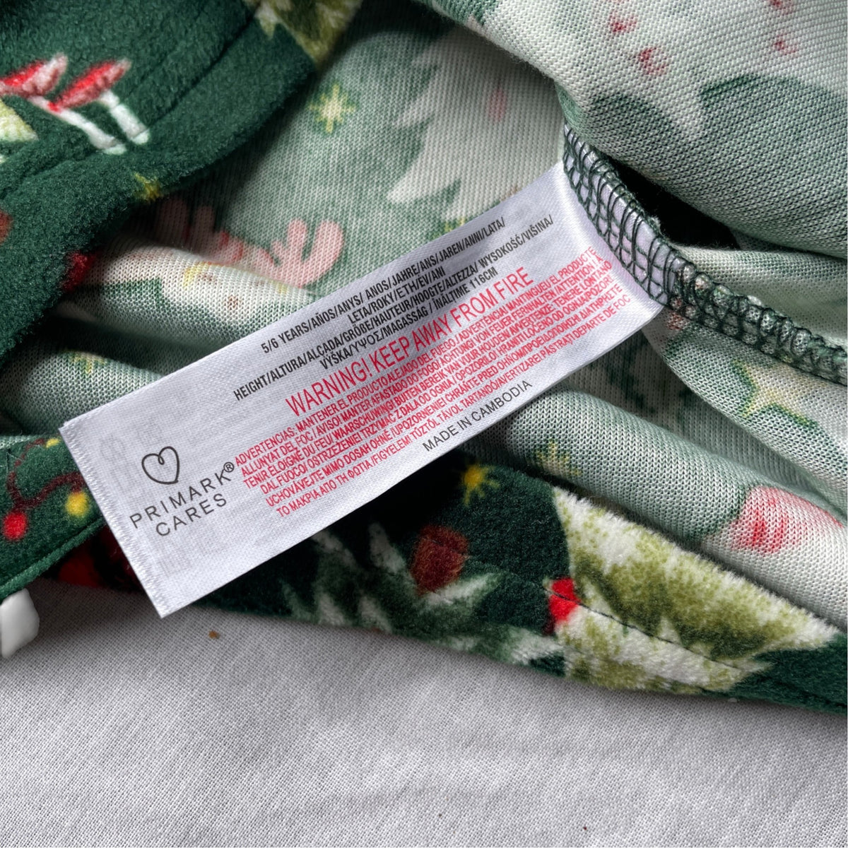 Primark 5-6 years green Christmas forest pyjama set polyester