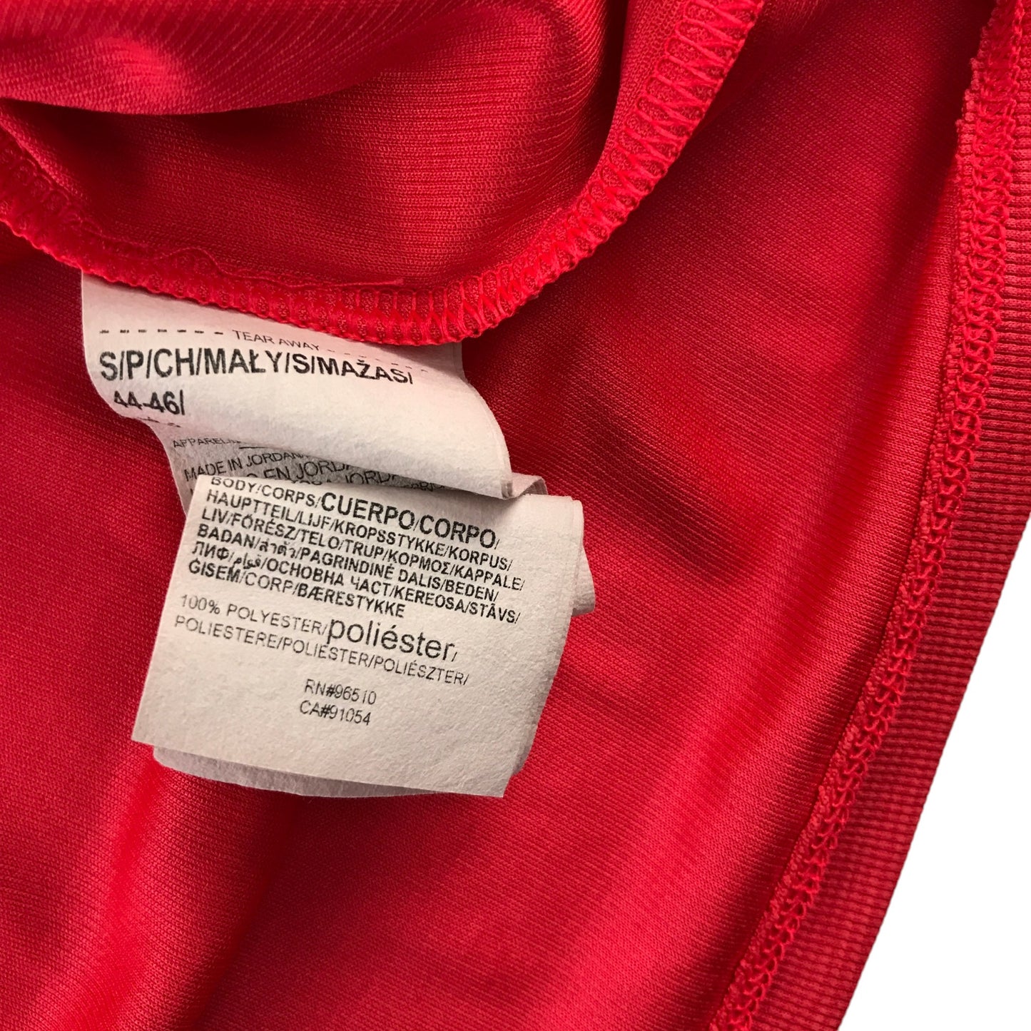 Under Armour S red sports t-shirt