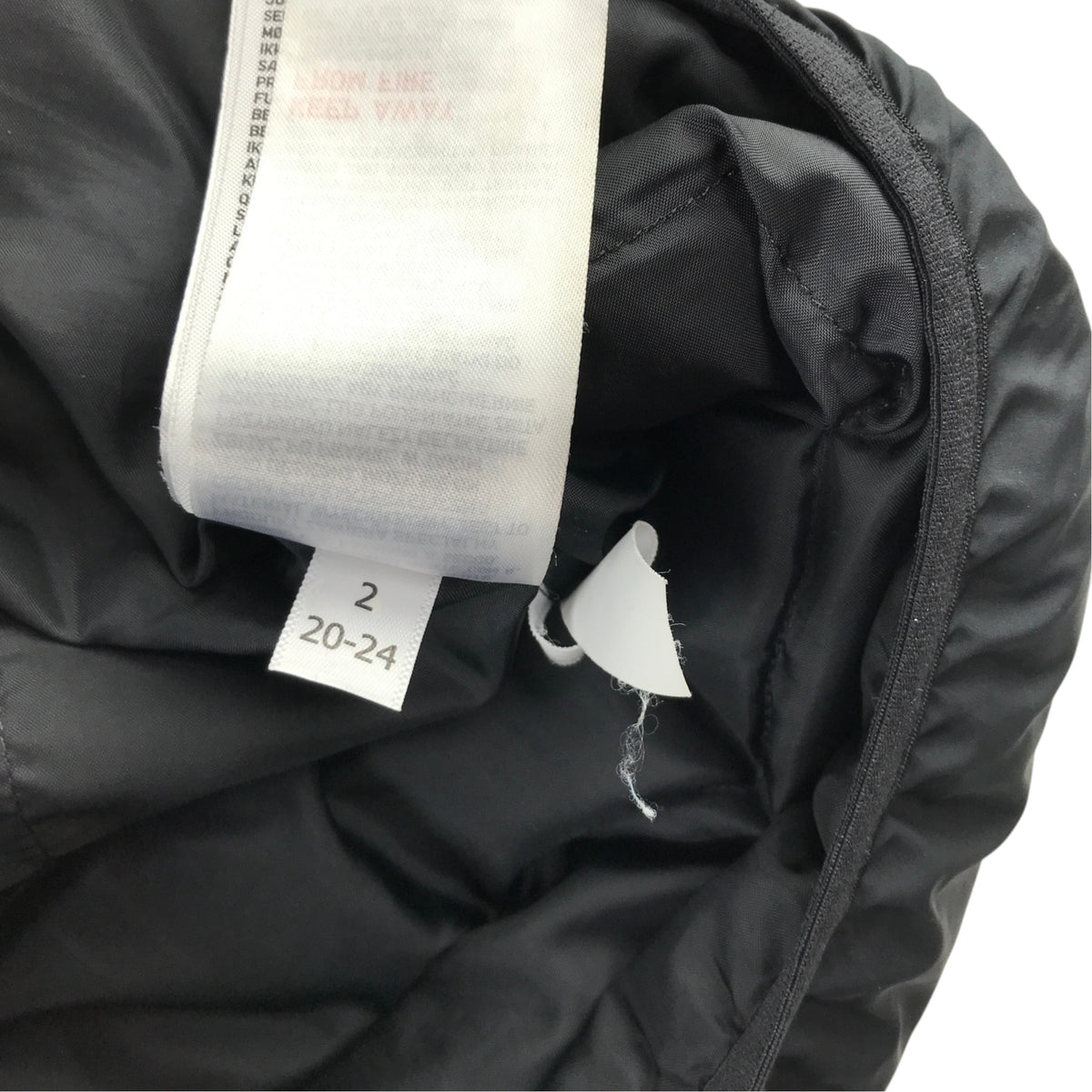 Uniqlo 9-10 years black puffer jacket polyester recycled polyester