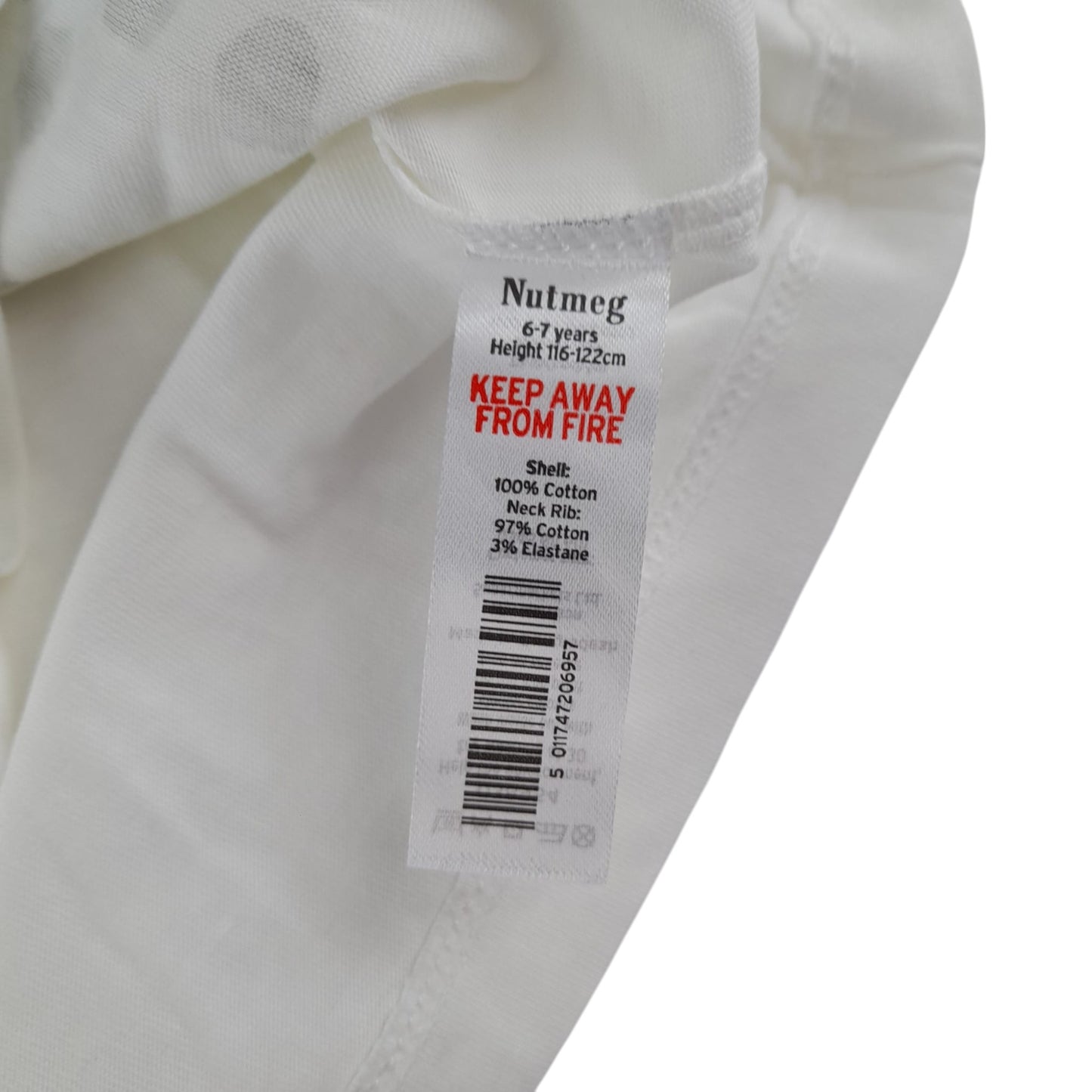 Nutmeg t-shirt 6-7 years white construction vehicle design