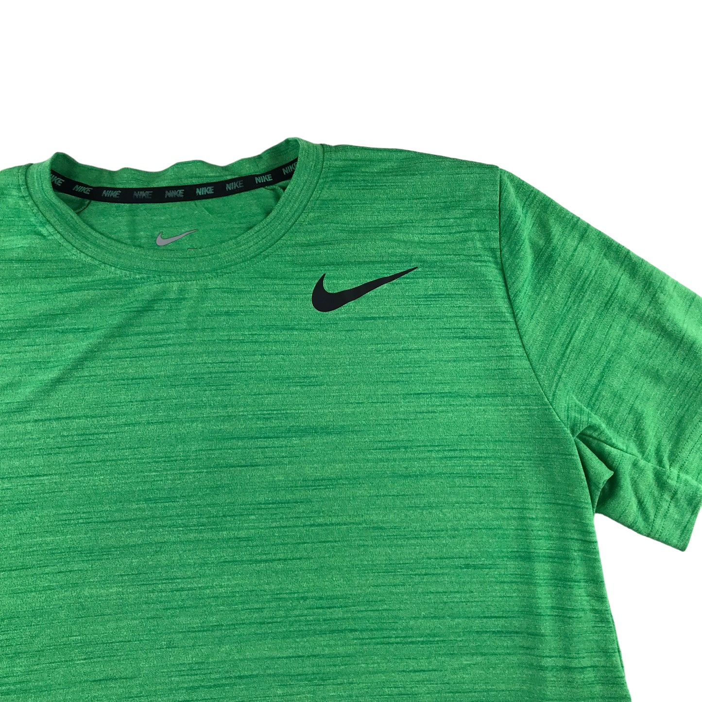 Nike sport top men size L green Dri-Fit short sleeve